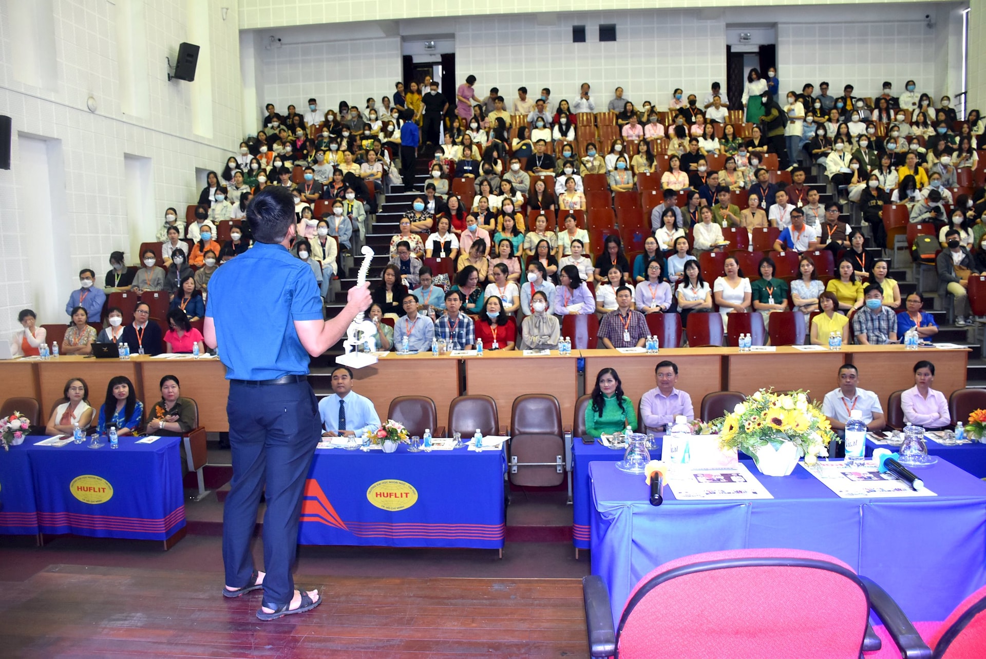 vui-khoe-8-3-14.jpg