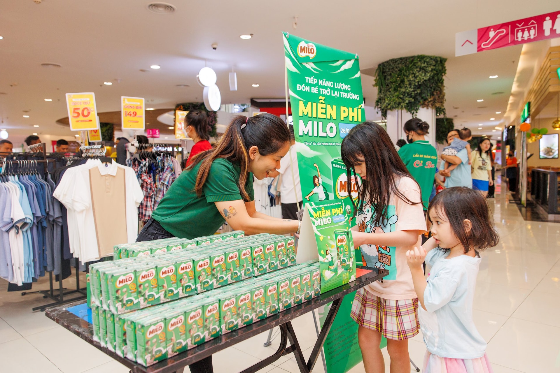 y-dung-the-he-y-chi-nestle-milo-gui-tang-gan-3-trieu-hop-milo-nhan-ngay-tuu-truong-cua-cac-em-hoc-sinh-tren-khap-ca-nuoc.jpg.jpg