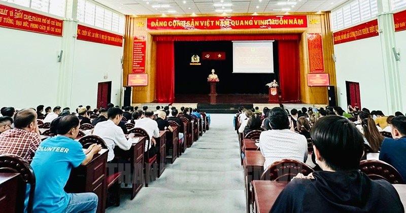 03-10-2023-trien-khai-thuc-hien-thong-bao-luu-tru-qua-pham-mem-asm-tai-cac-co-so-kinh-doanh-luu-tru-eb8d194b-details.jpg