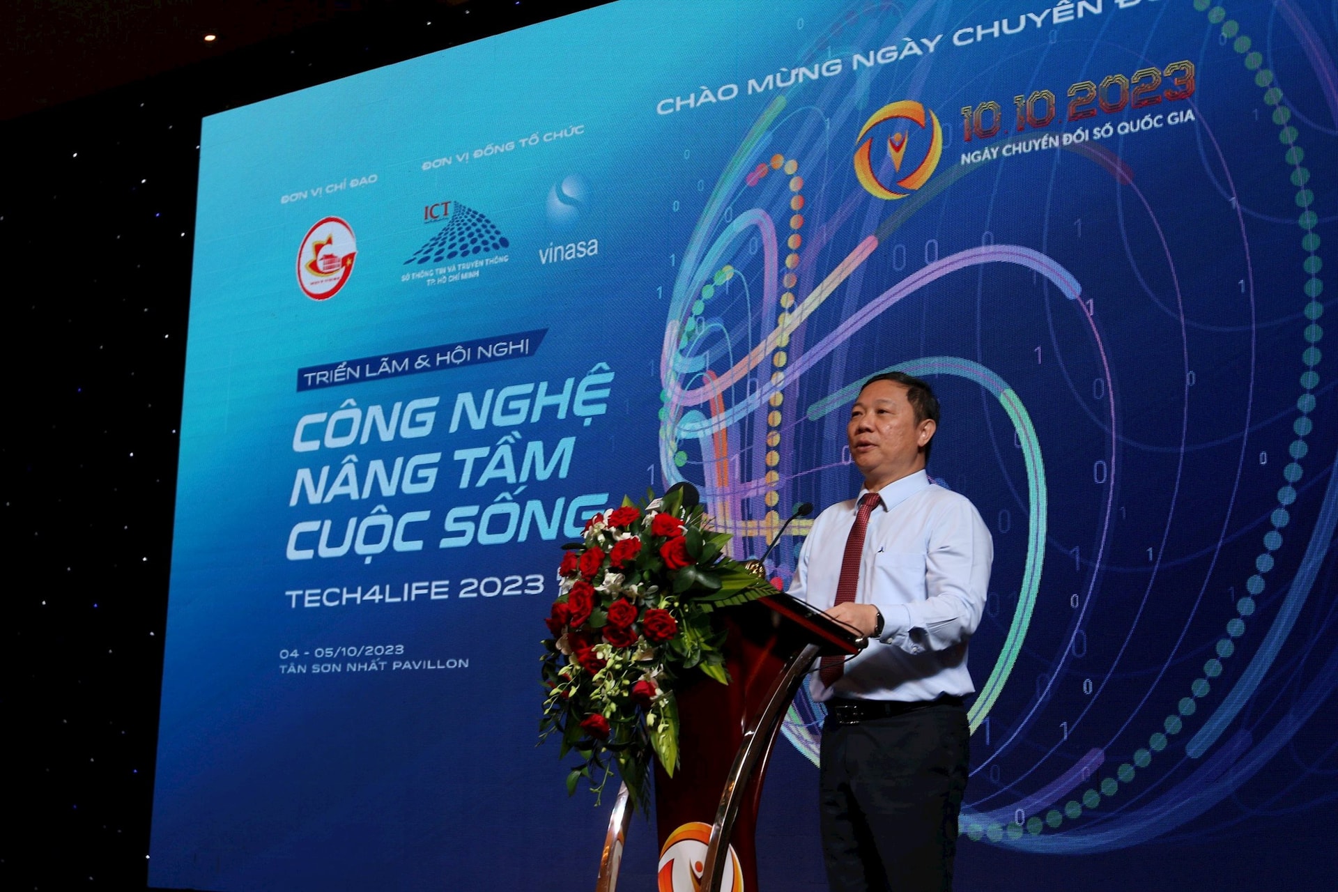 hinh-ong-duc_4.10.jpg