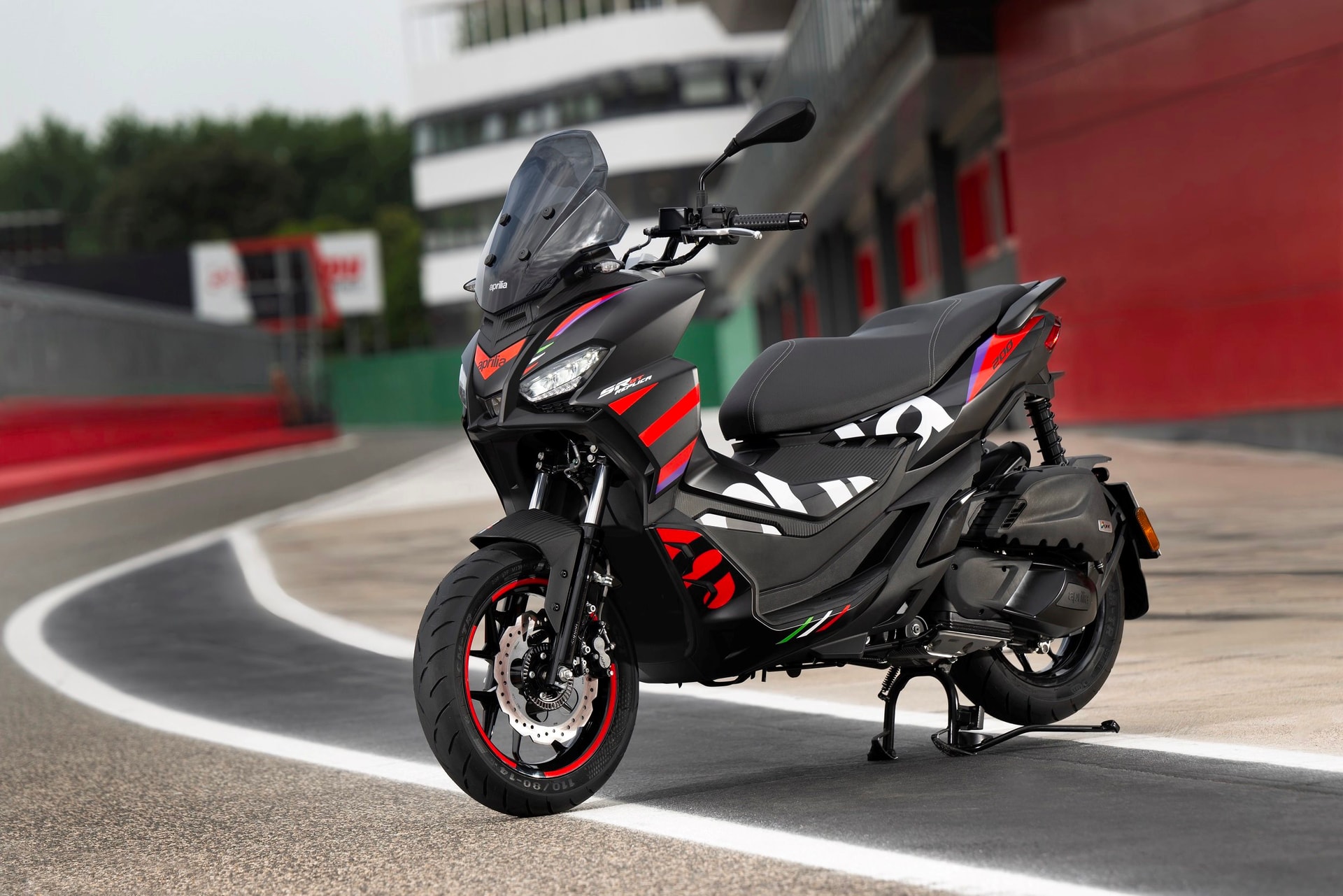 piaggio-sr-gt-replica-200.jpg