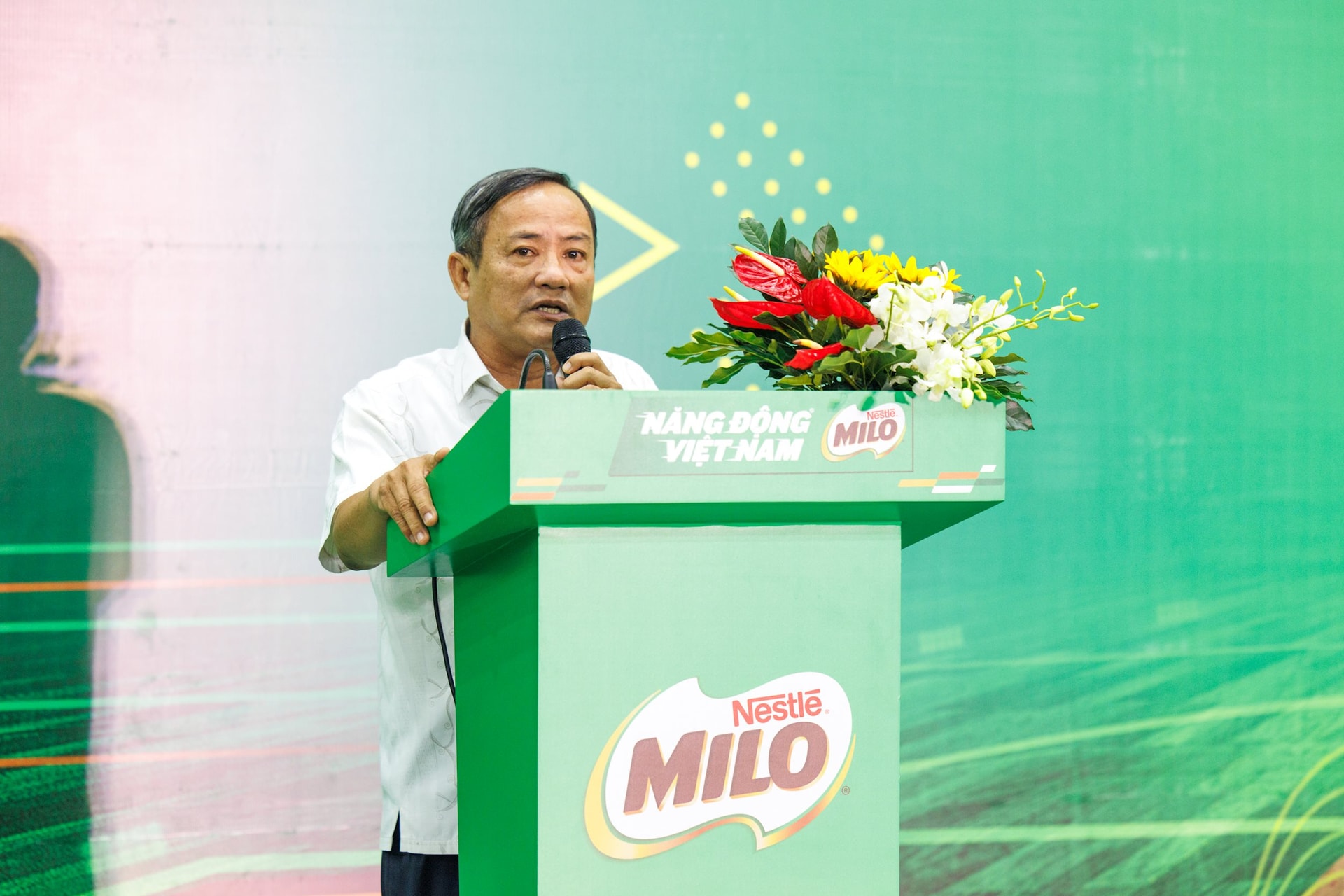ong-nguyen-thanh-nhan-pho-chu-tich-lien-doan-bong-ro-tp.hcm-phat-bieu-tai-le-khai-mac-giai-dau.jpg