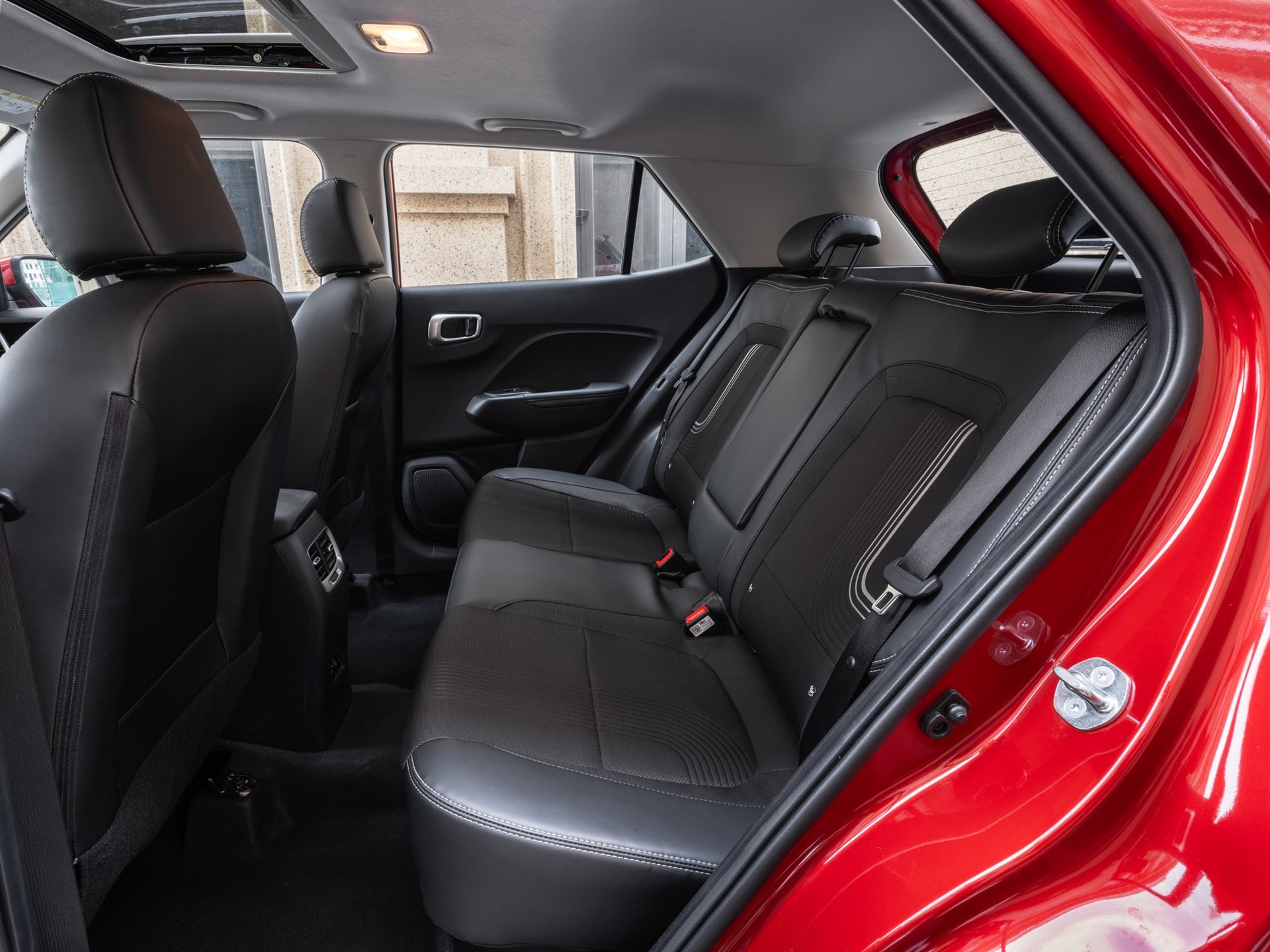 hyundai-venue-21.jpg