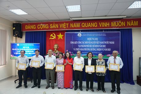 hinh-1_ub-ve-nguoi-vn.png