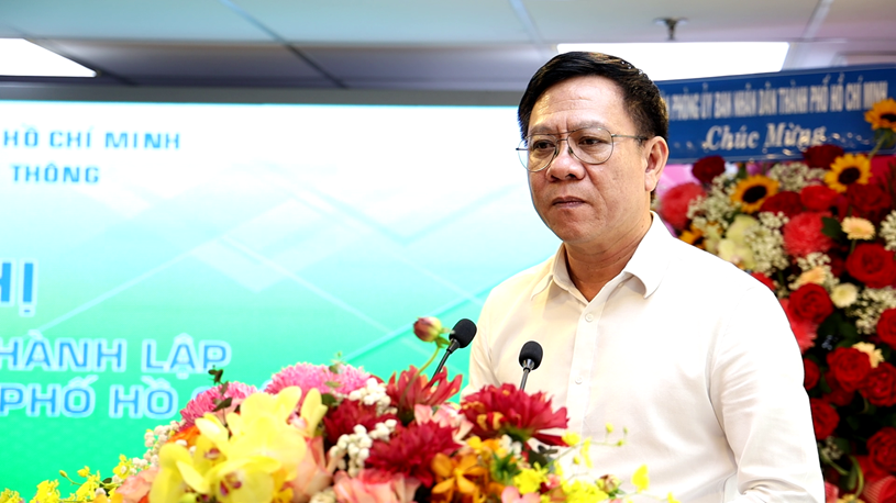 Phó Giám đốc Sở Thông tin và Truyền thông Nguyễn Ngọc Hồi phát biểu khai mạc hội nghị. Ảnh: THẾ ANH