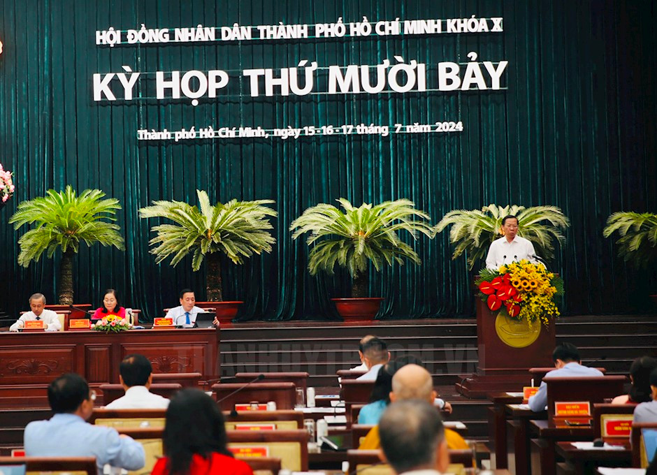 Quang cảnh kỳ họp