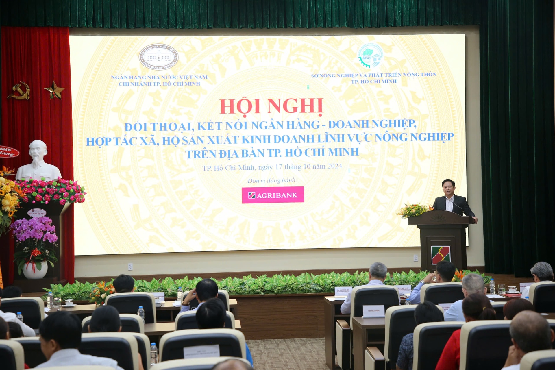 ong-hoang-minh-ngoc-pho-tgd-agribank.jpg