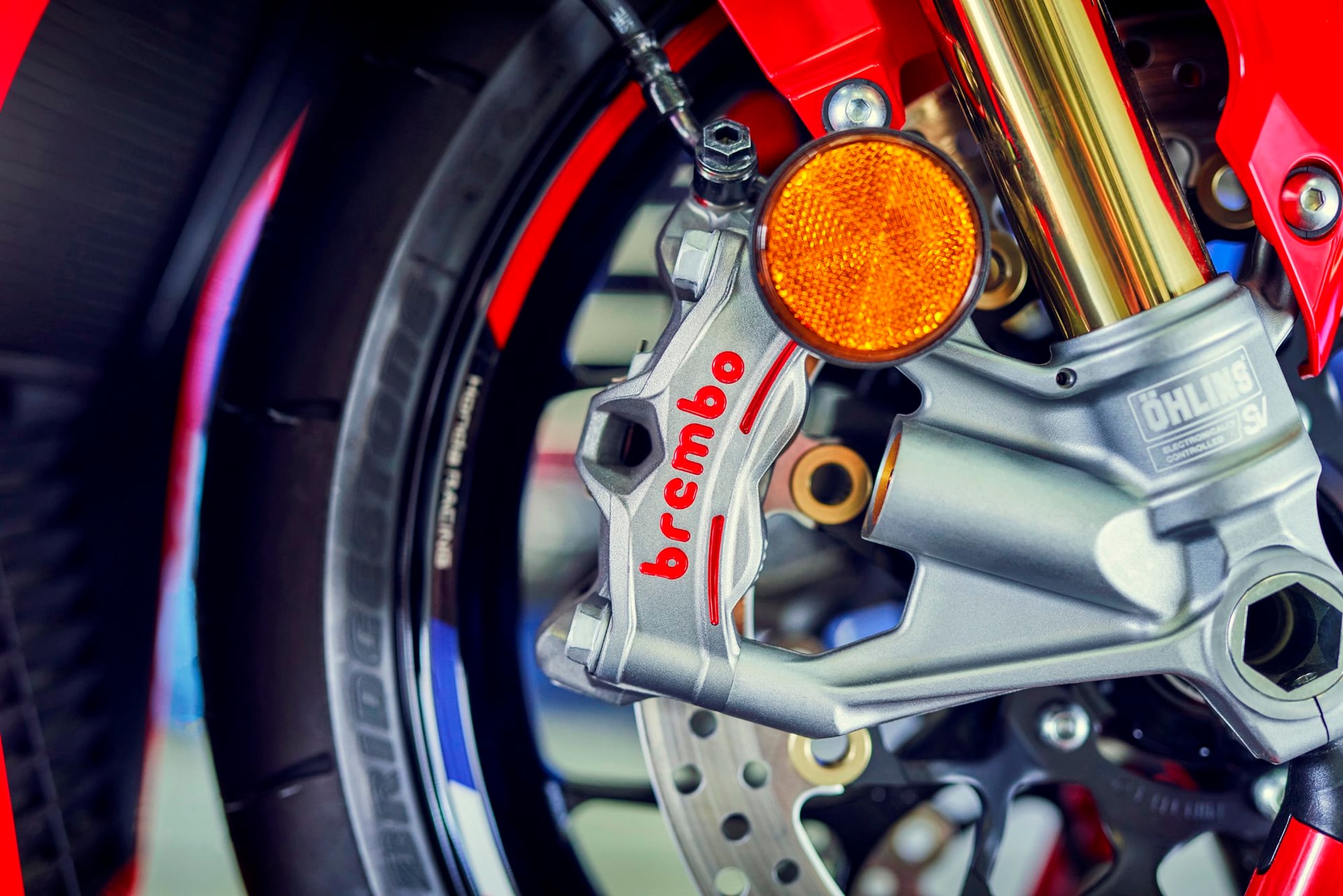 cbr1000rr-r-7.jpg