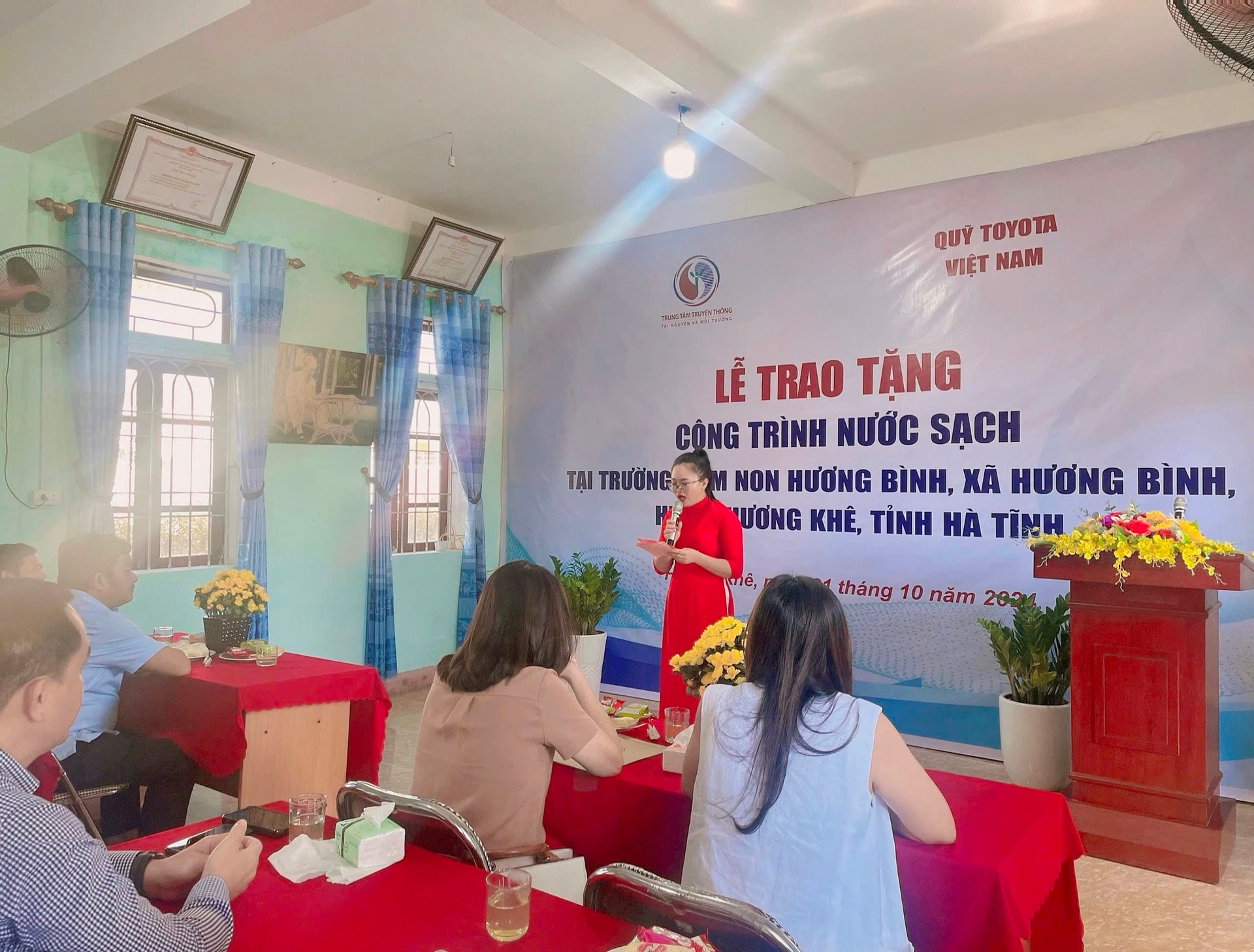 le-ban-giao-cong-trinh-nuoc-sach-cho-truong-mam-non-huong-binh-tai-tinh-ha-tinh-3-.jpg