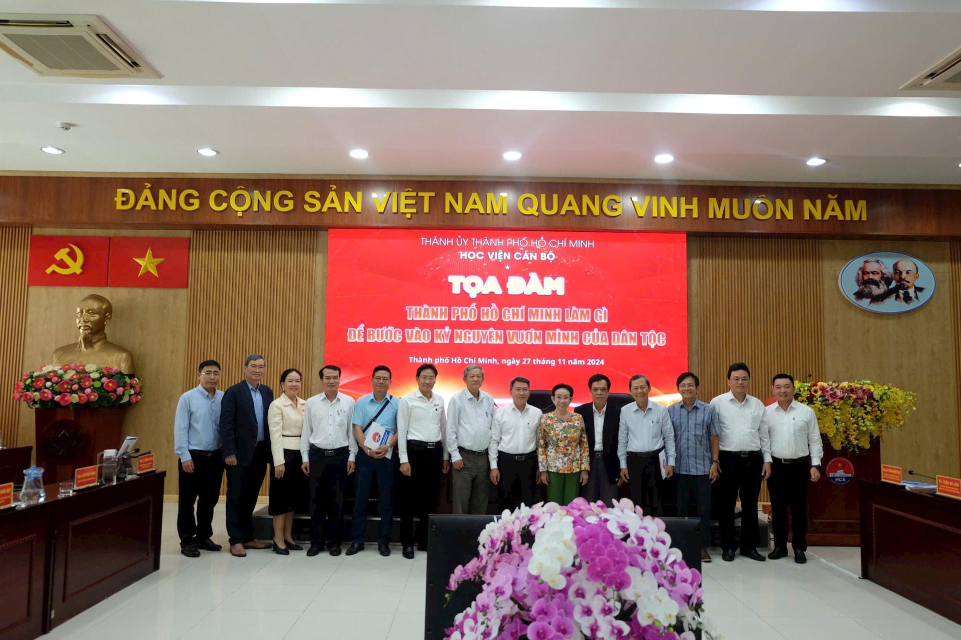 toa-dam-ky-nguyen-vuon-minh-27-11.jpg