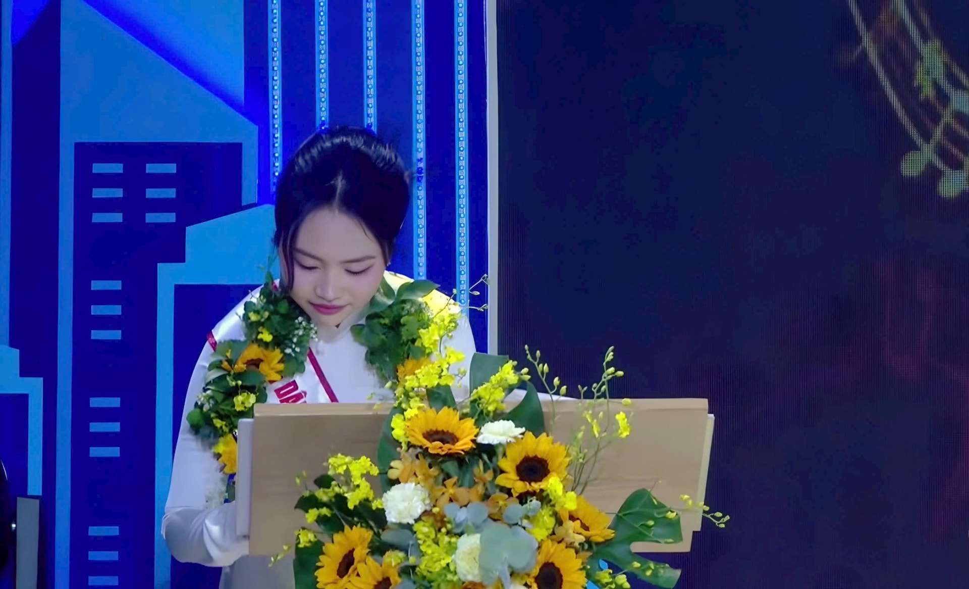 phuong-my-chi.jpg