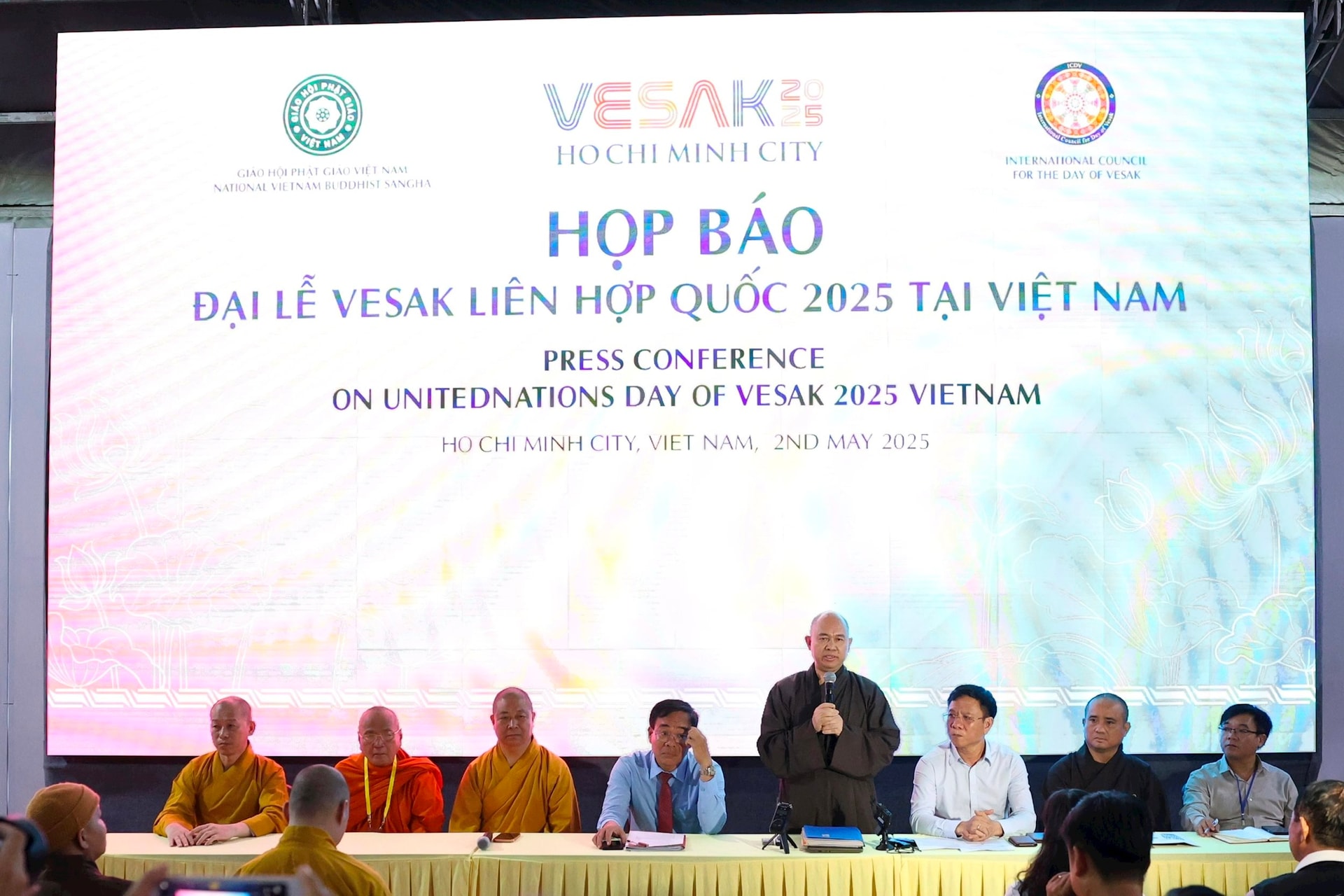 2-5-hop-bao-vesak2025.jpg