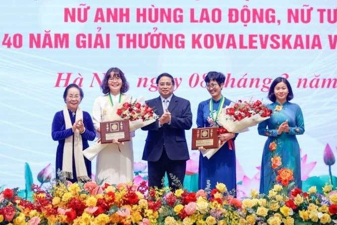 pgs-ts-dang-thi-my-dung.jpg