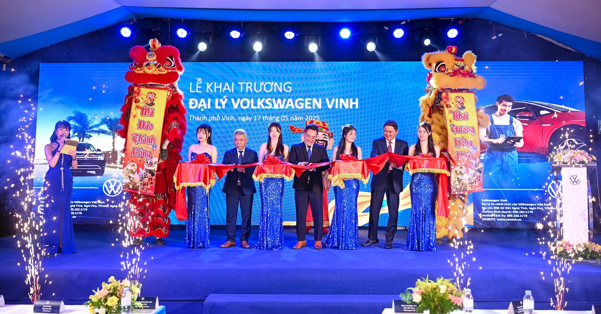 1_nghi-thuc-cat-bang-khanh-thanh-dai-ly-volkswagen-vinh.jpg