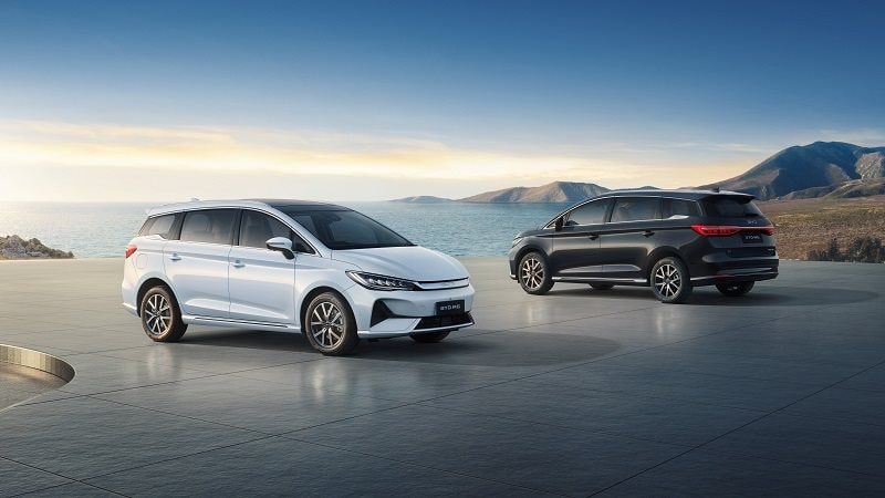 byd-m6_ngoai-that.jpg