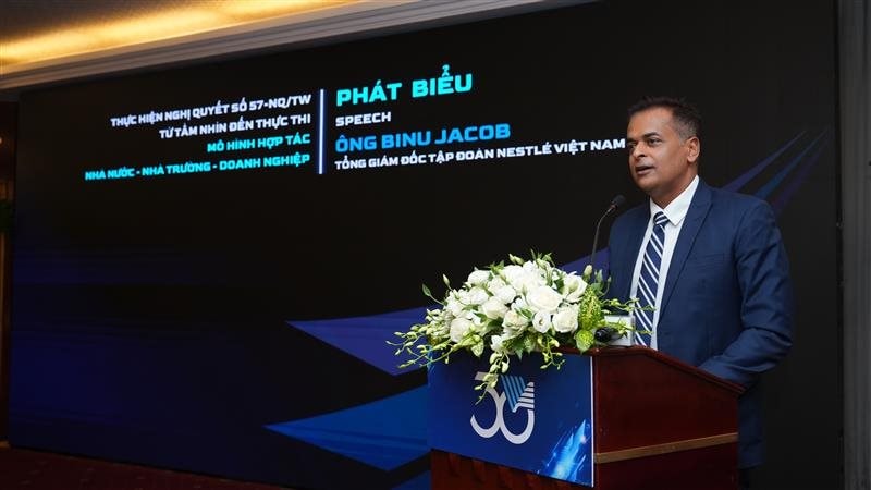 ong-binu-jacob-tong-giam-doc-nestle-viet-nam-nhan-manh-nestle-tin-vao-suc-manh-cua-tuoi-tre-doi-moi-sang-tao-va-chuyen-doi-so.jpg