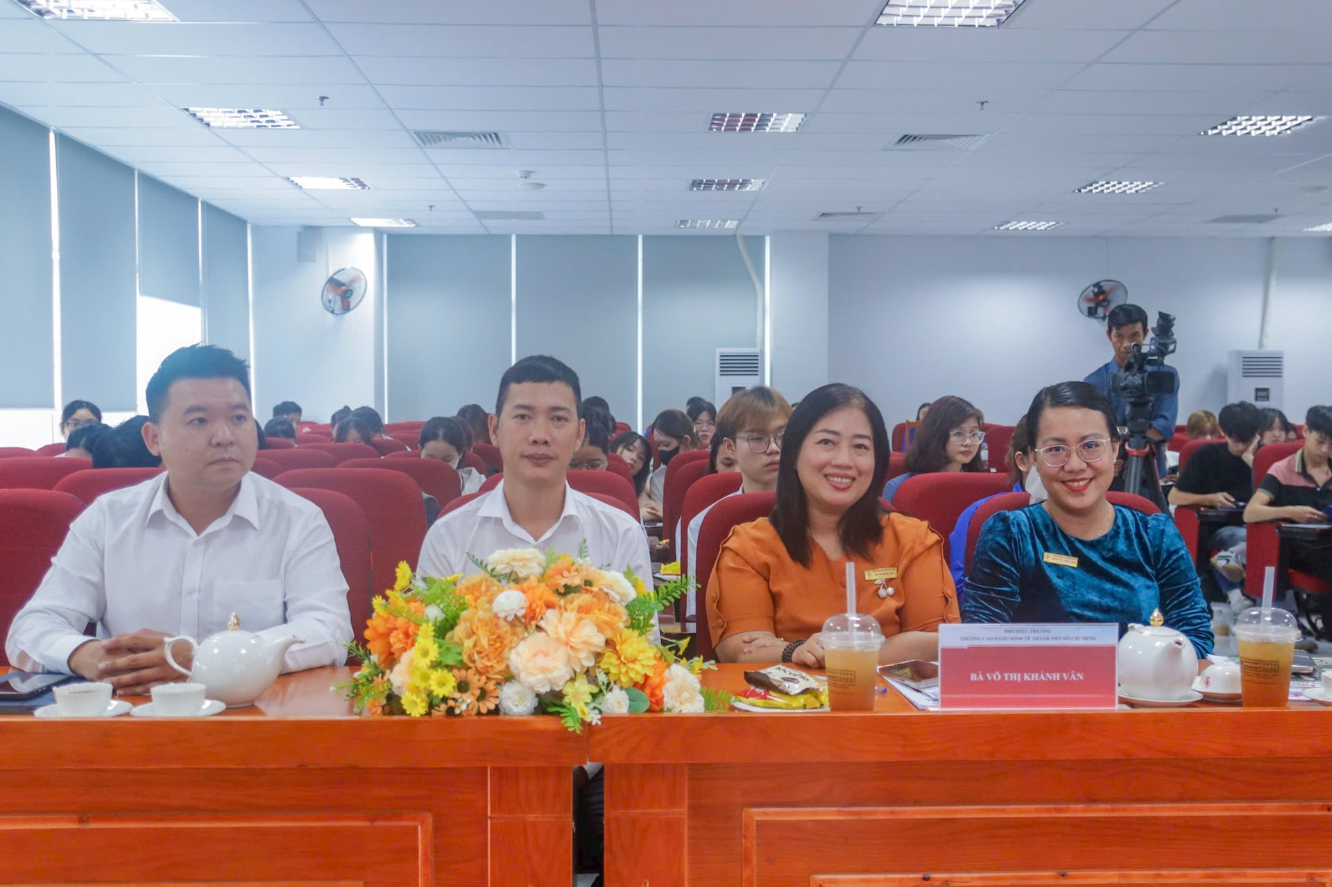 vo-thi-khanh-van-vkmn.jpg