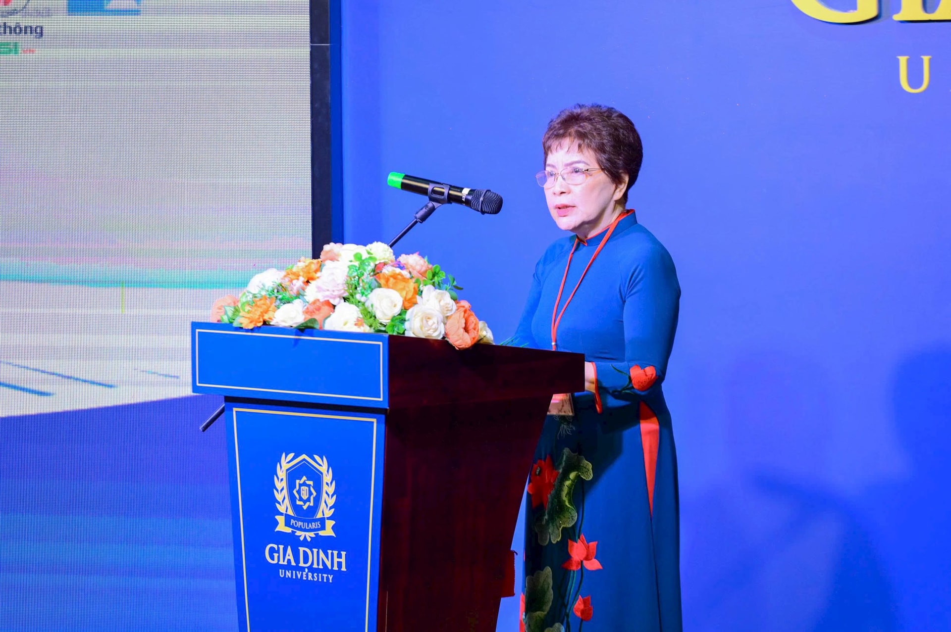 gdu-lam-hoai-phuong-2.jpg