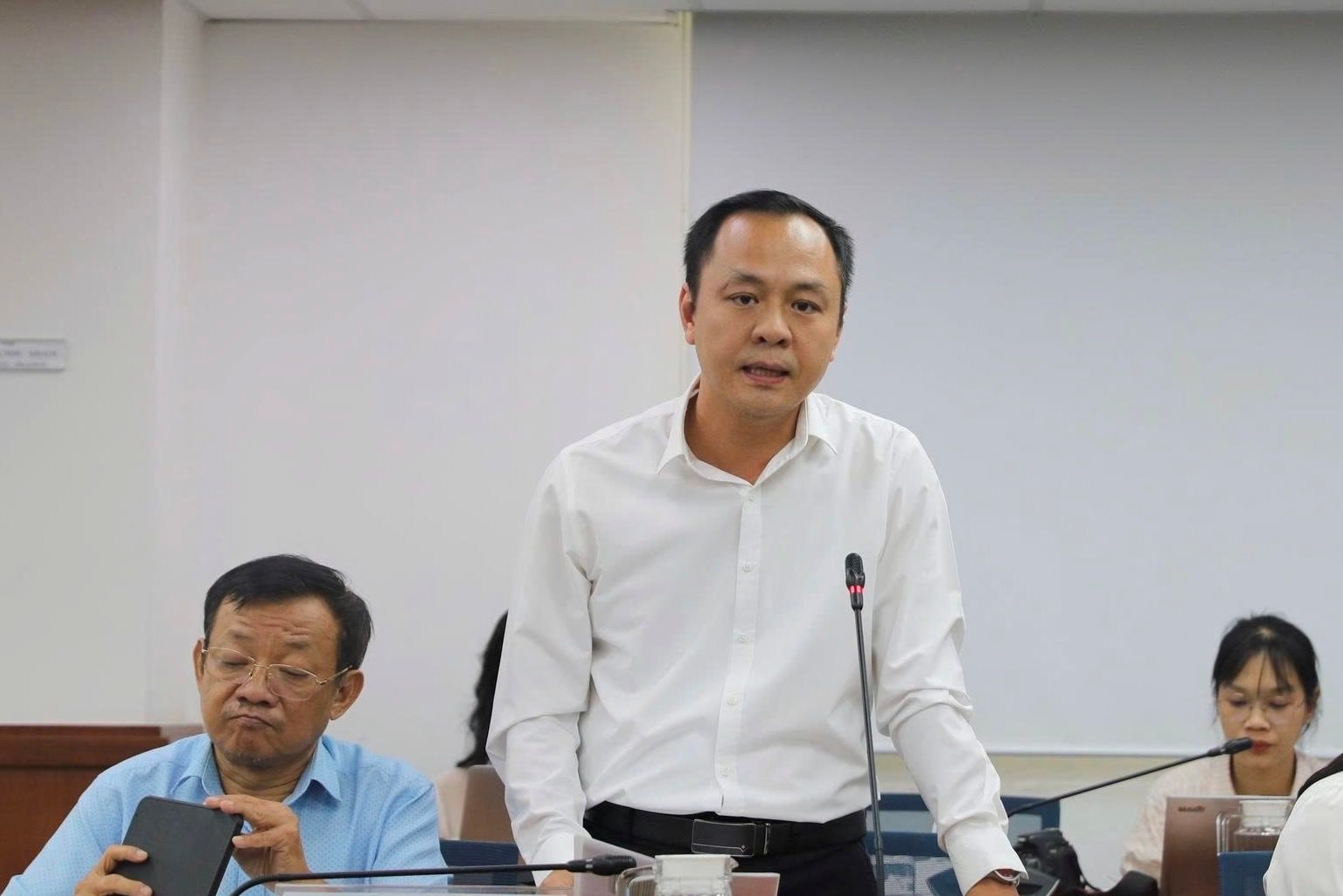 ong-nguyen-hai-nam-quyen-chanh-vp-so-y-te-tphcm.jpg