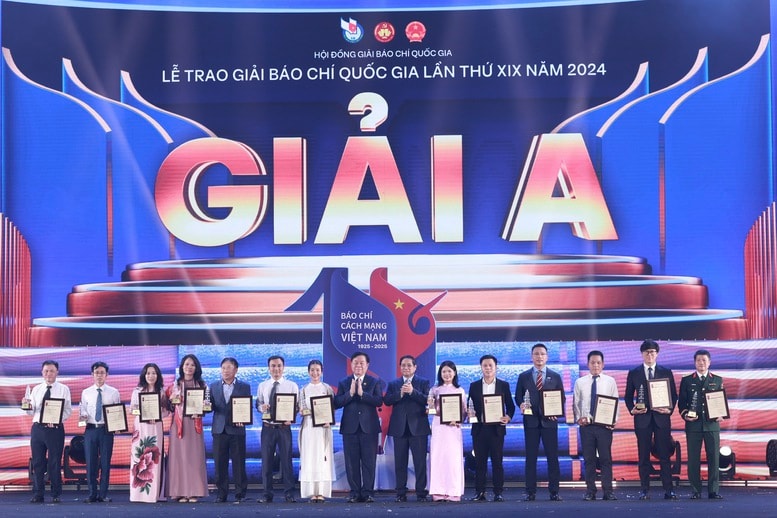 Thủ tướng: Đảng, Nhà nước và Nhân dân đặt niềm tin, hy vọng vào Báo chí Cách mạng với 'thép trong bút, lửa trong tim'- Ảnh 5.
