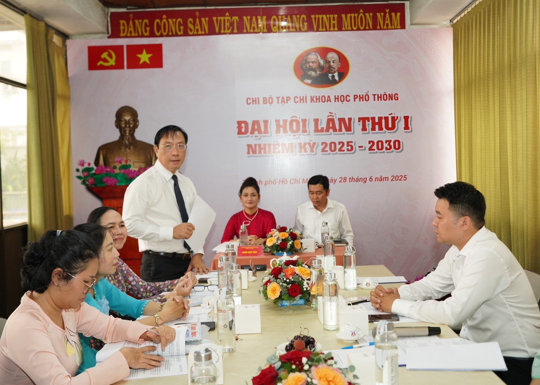 dai-hoi-khpt-1.jpg