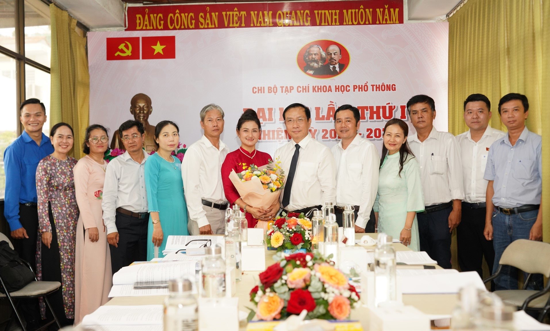 dai-hoi-khpt-2a.jpg