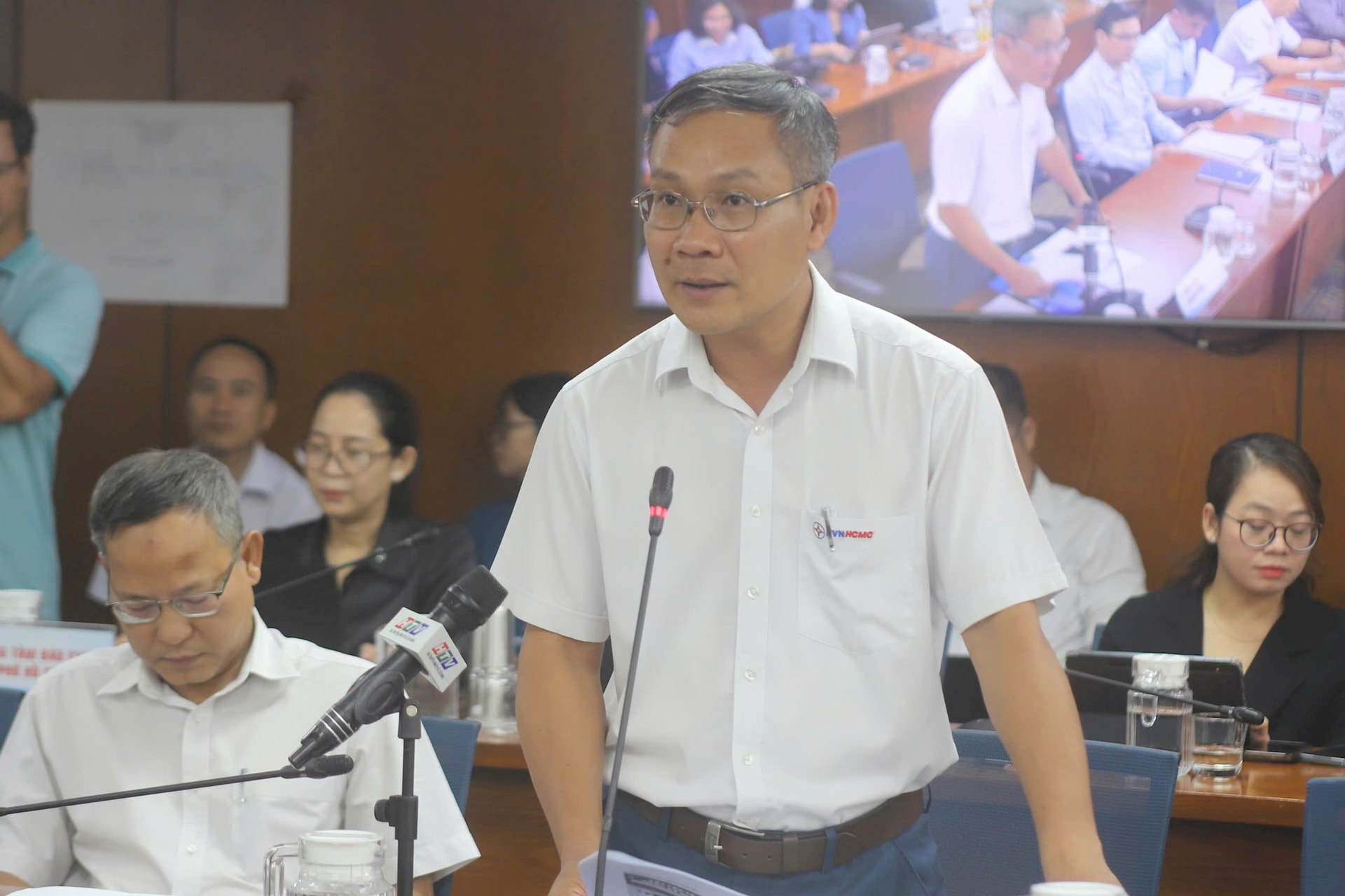 ong-bui-trung-kien-pho-tong-giam-doc-evn.jpg