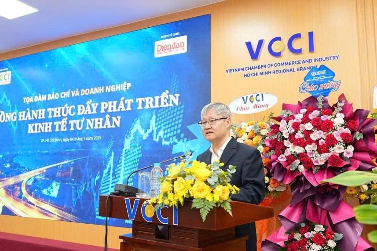 1.-ong-vo-tan-thanh-pho-chu-tich-lien-doan-thuong-mai-va-cong-nghiep-viet-nam-vcci-.jpg
