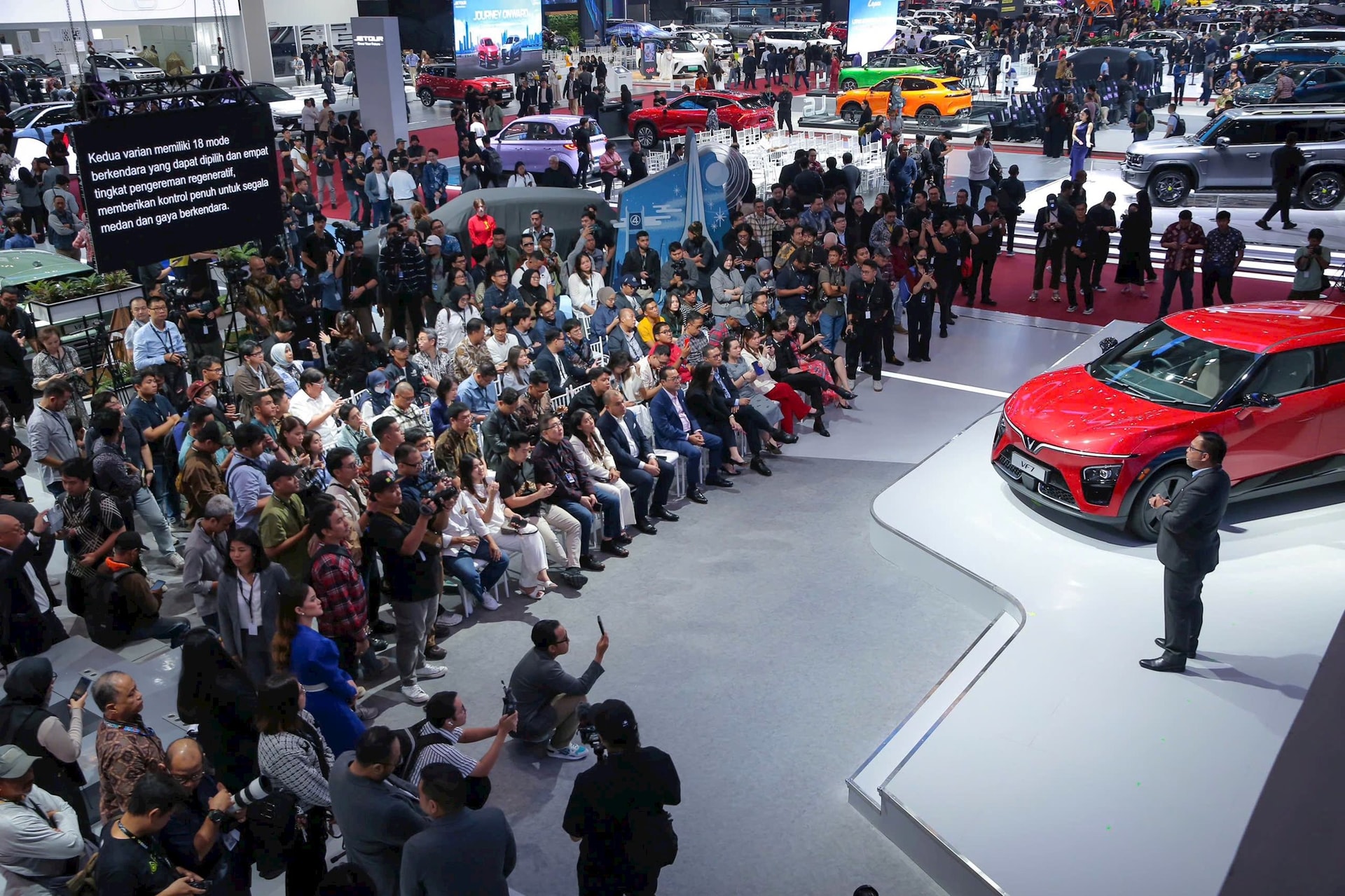 vfid_giias25-ra-mat-vf-7-tai-indonesia-3.jpg