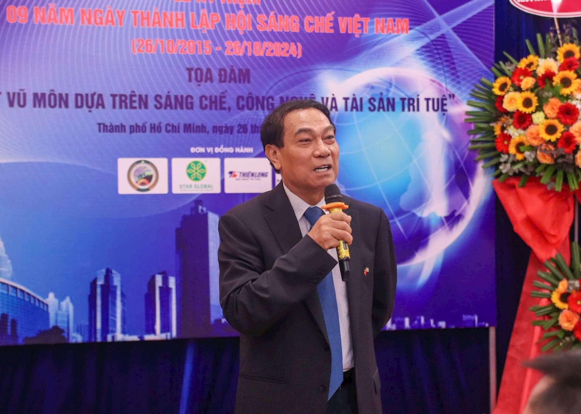 ts-bui-van-quyen-chu-tich-hoi-sang-che-viet-nam.jpeg