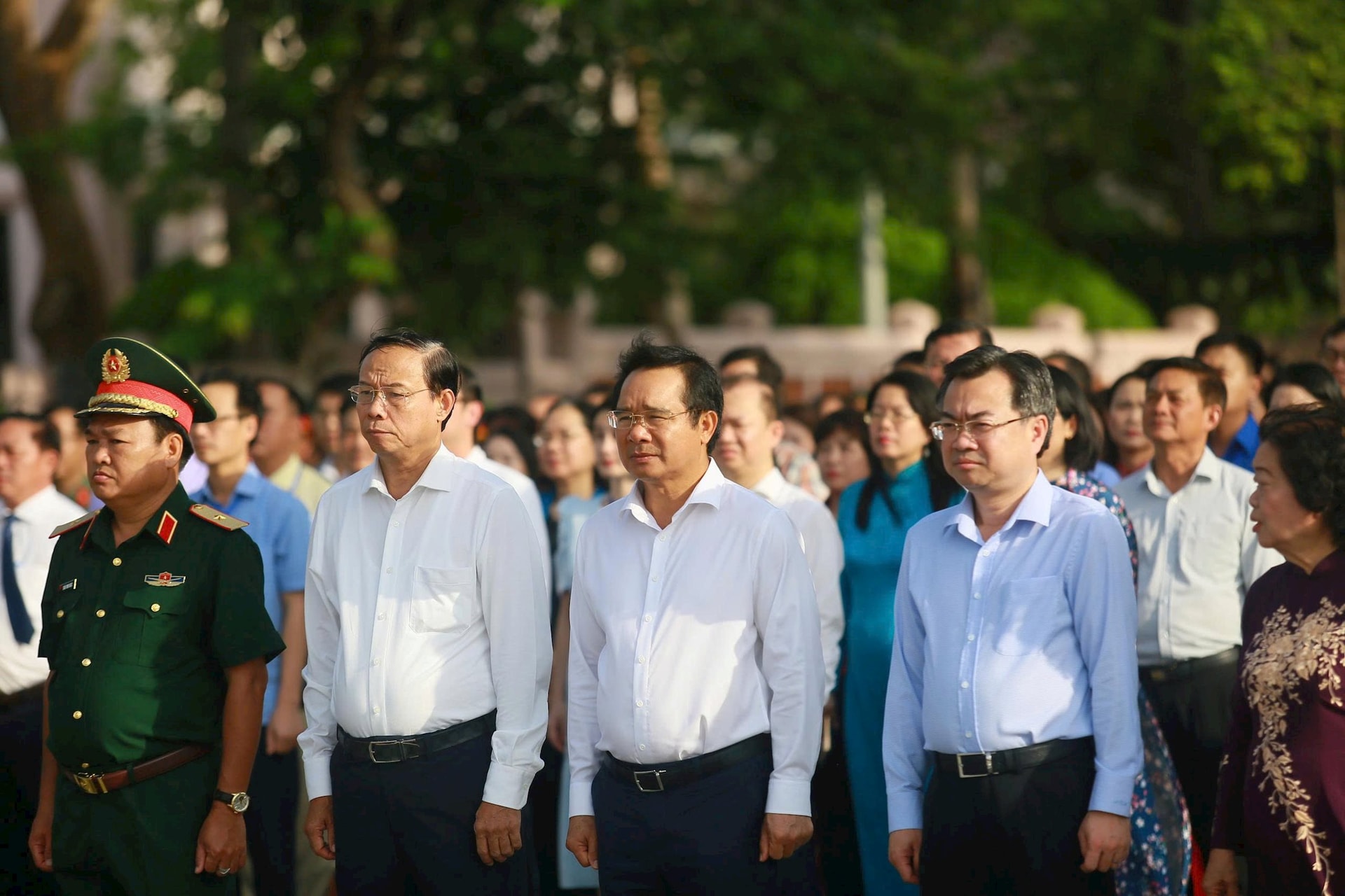 tham-con-dao.jpg