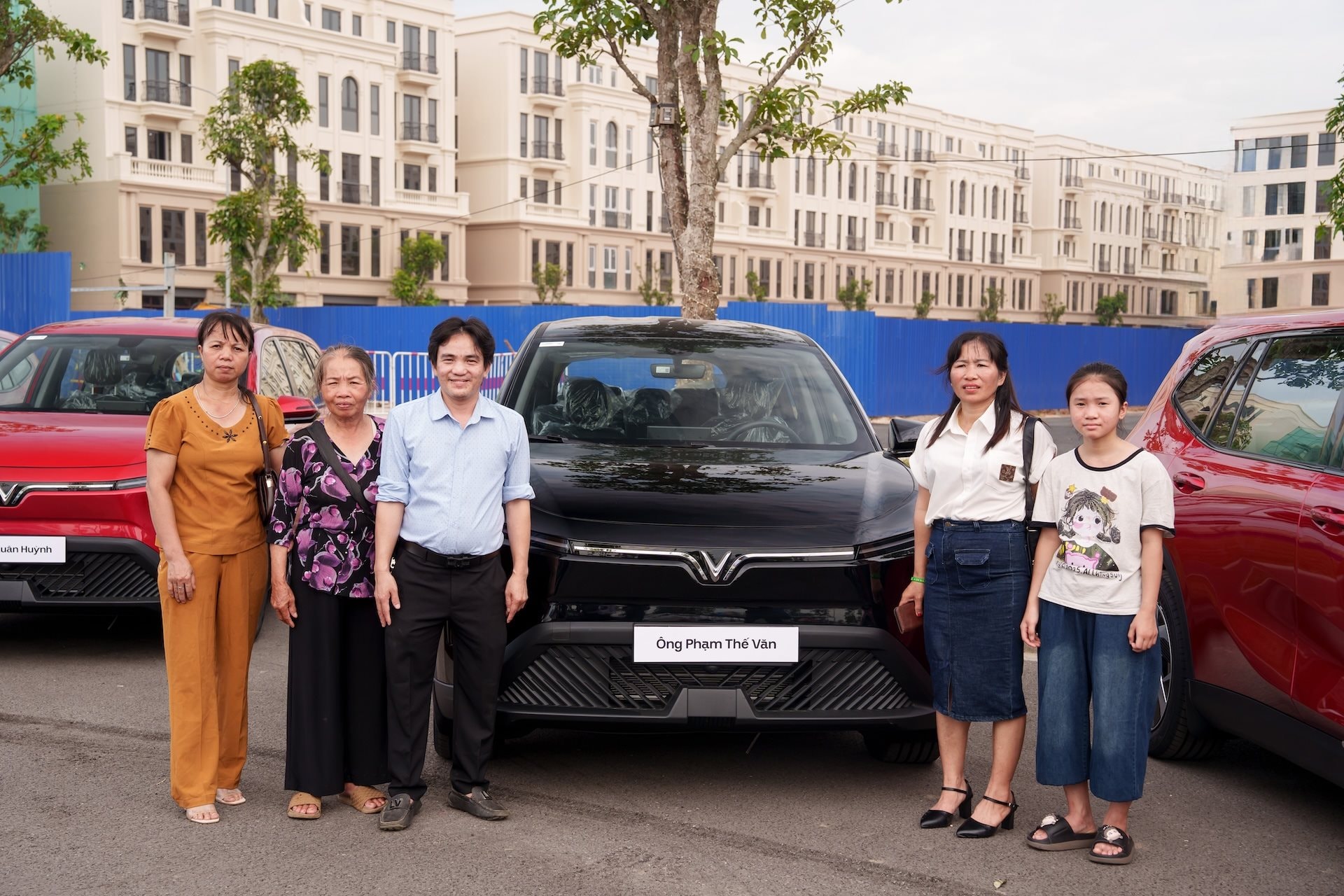 vf-ban-giao-xe-limo-gree-3.jpeg