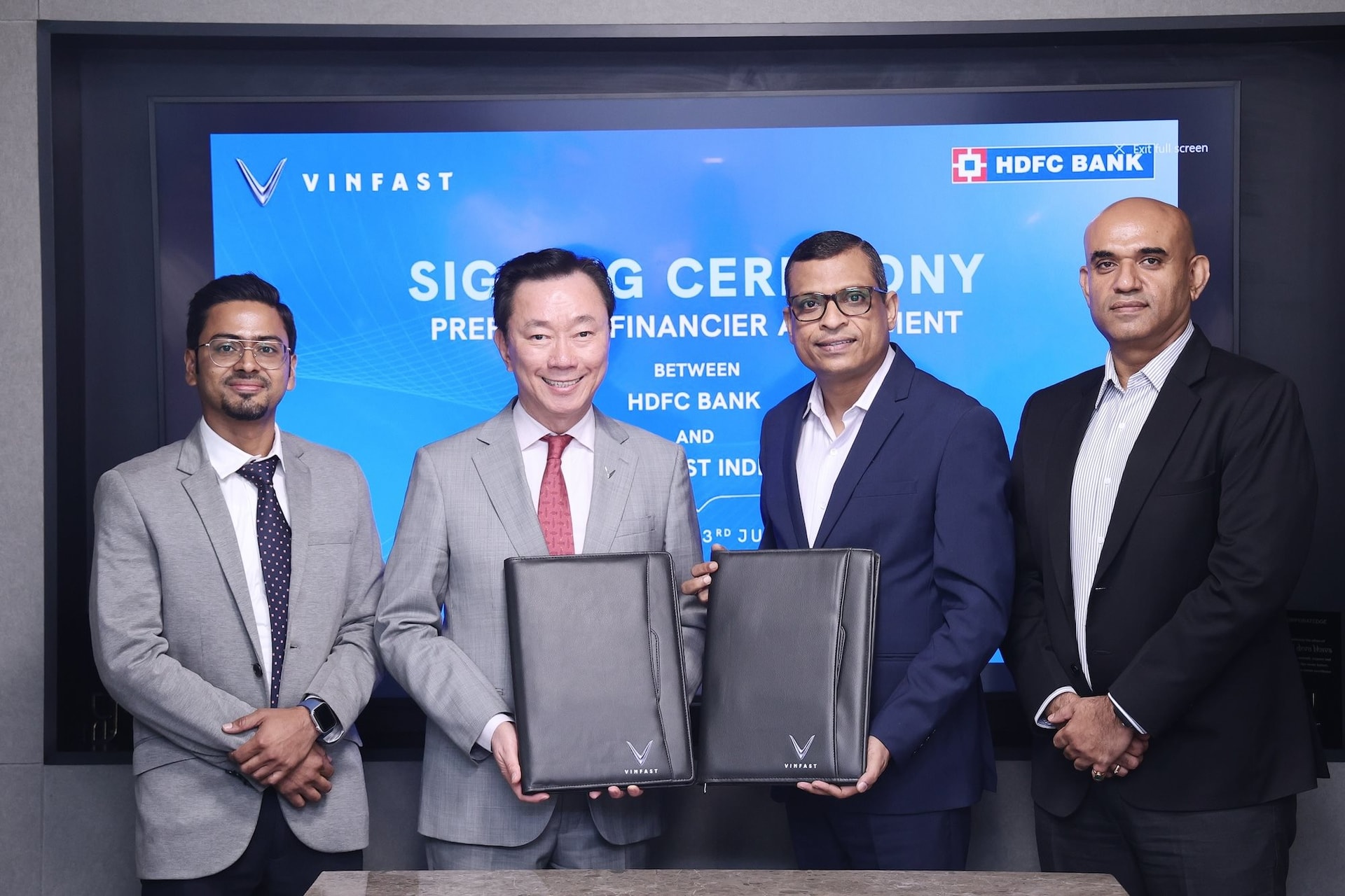 vfindia-vinfast-hdfc-vie-2.jpg