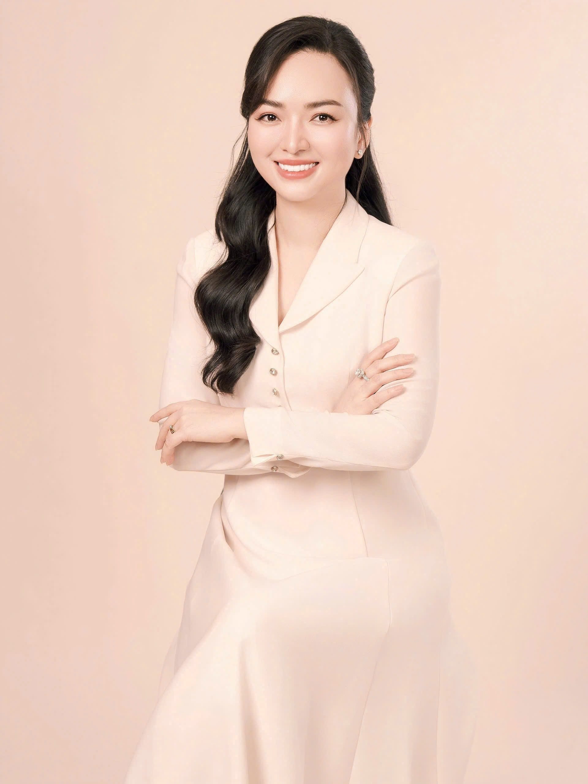 nam-phuong-.jpg