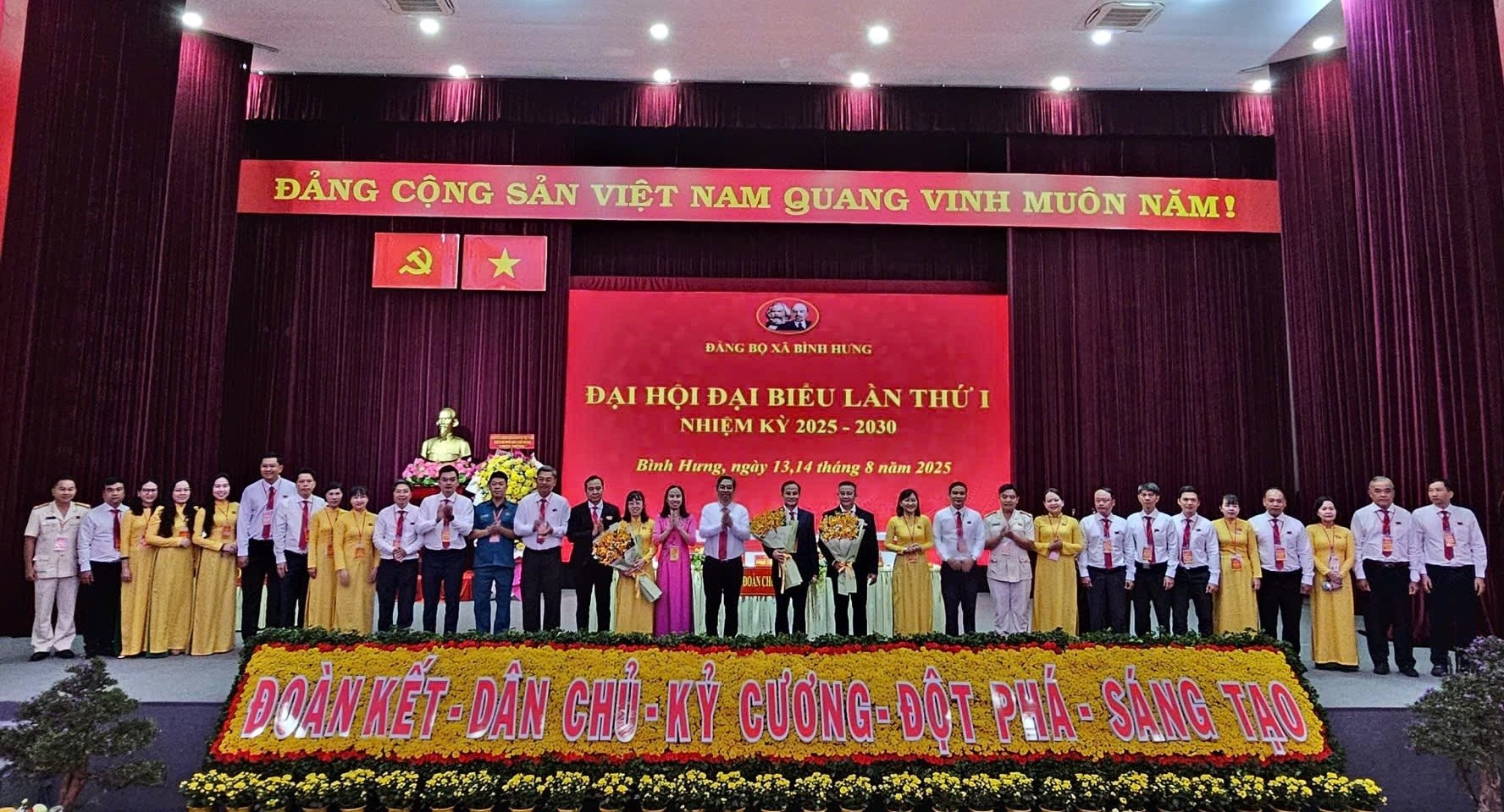 dai-hoi-dang-xa-binh-hung-1.jpg