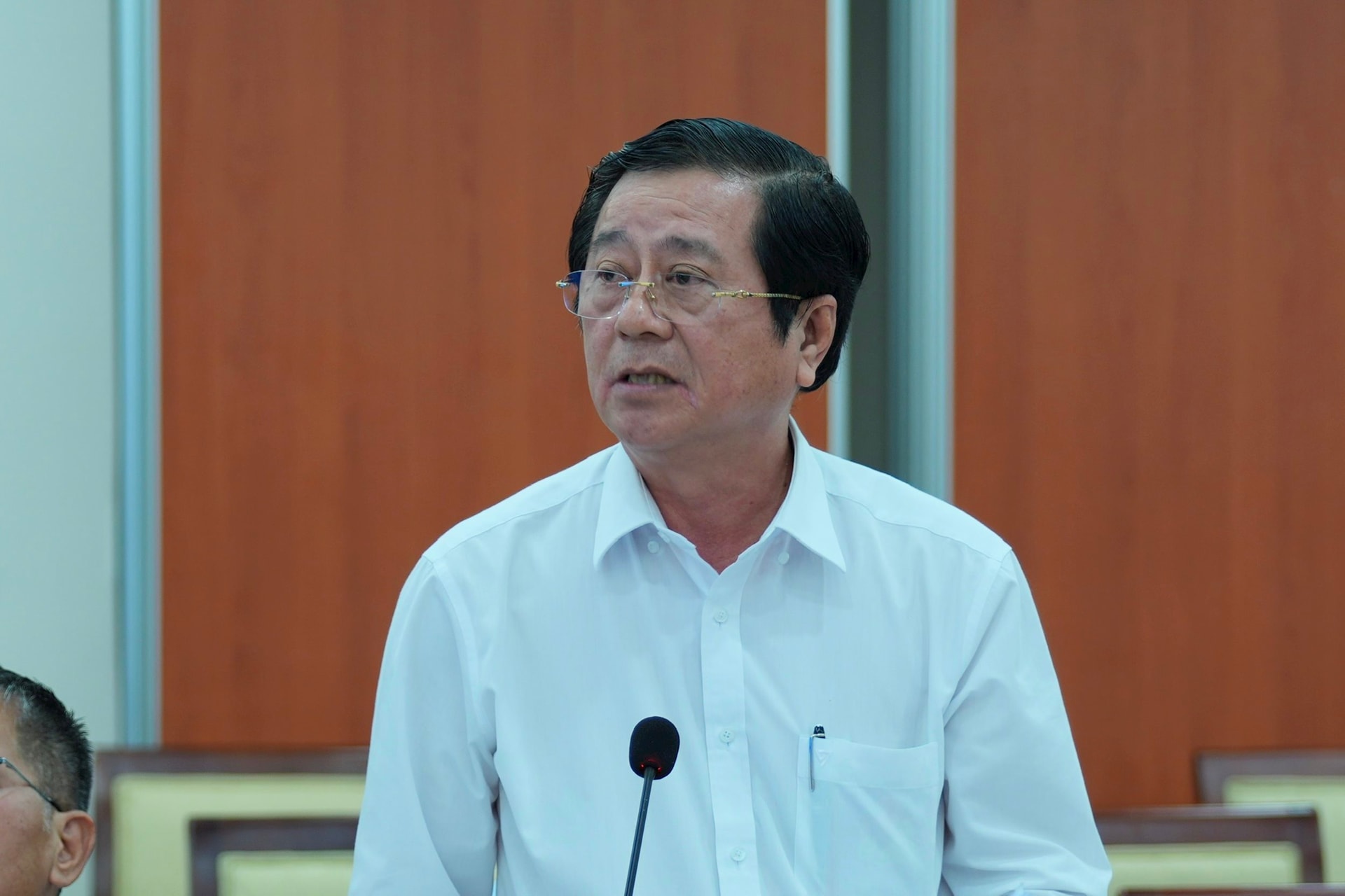 luat-su-nguyen-van-hau.jpg