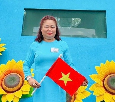 doanh-nhan-nguyen-thi-thu-huong-thanh-vien-ban-giam-doc-trung-tam-unesco-van-hoa-va-thong-tin-truyen-thong.jpg