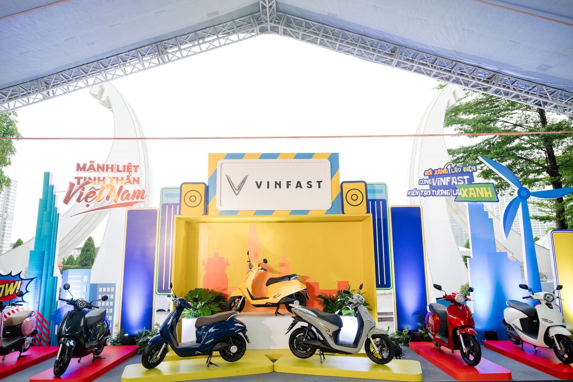 vf-ra-mat-mo-hinh-doi-pin-xe-may-dien-va-uu-dai-toan-quoc.jpeg