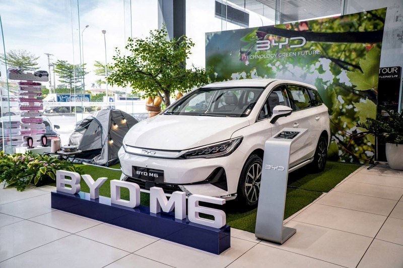 byd-m6-new-2024.jpg