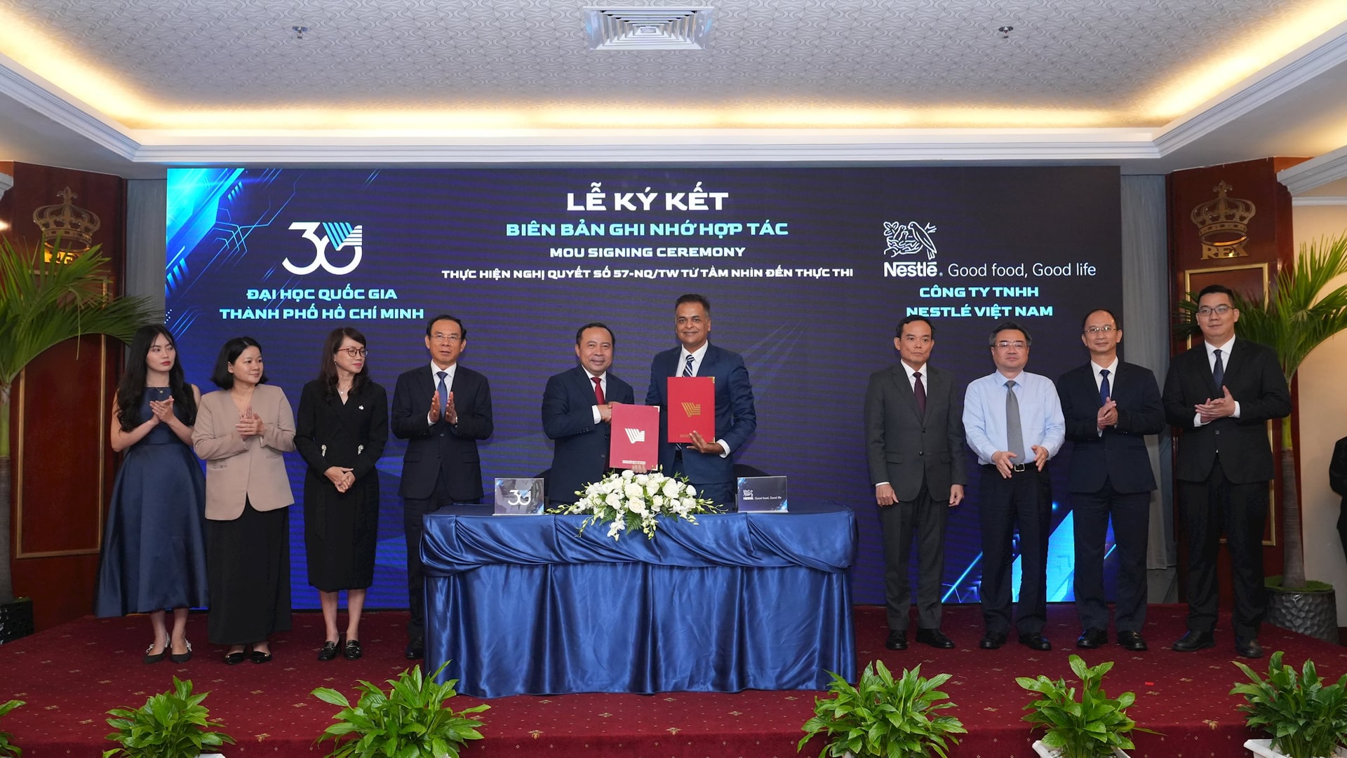 nestle-viet-nam-va-dai-hoc-quoc-gia-tp.hcm-ky-ket-hop-tac-nham-phoi-hop-trien-khai-nhieu-sang-kien-thiet-thuc-ve-dao-tao-phat-trien-va-ket-noi-nhan-tai-tre-.jpg