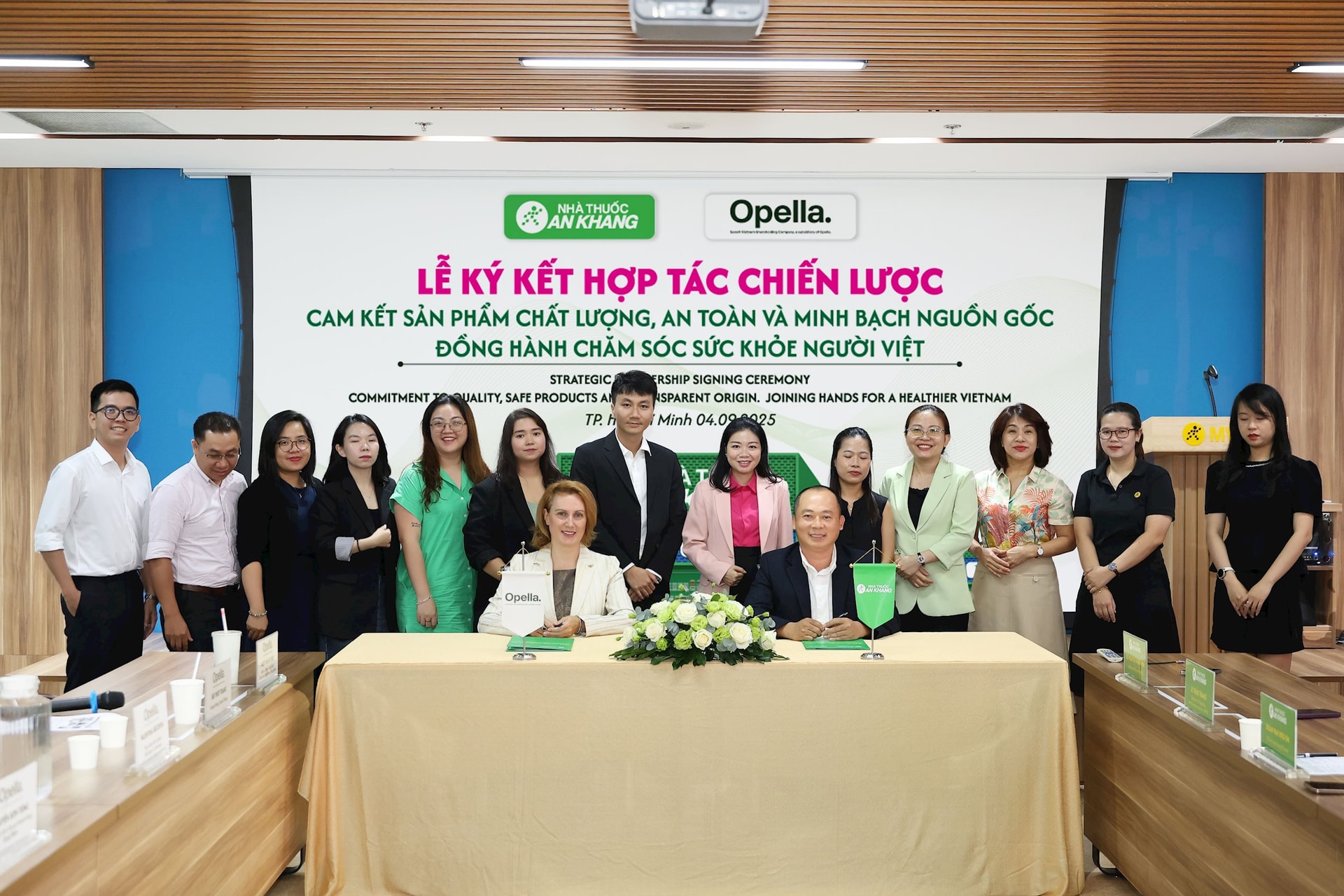 mou-ki-ket-chien-luoc-giua-opella-va-an-khang-min-1-.jpg