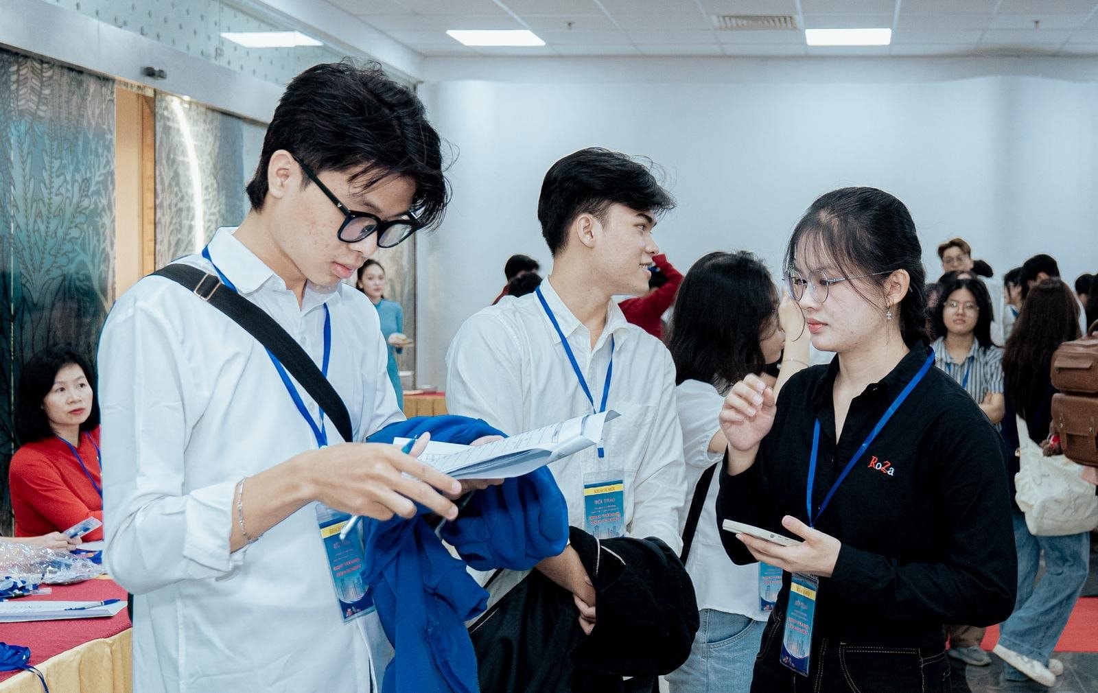 68c3841608dcb36fd59bf9bc.jpg