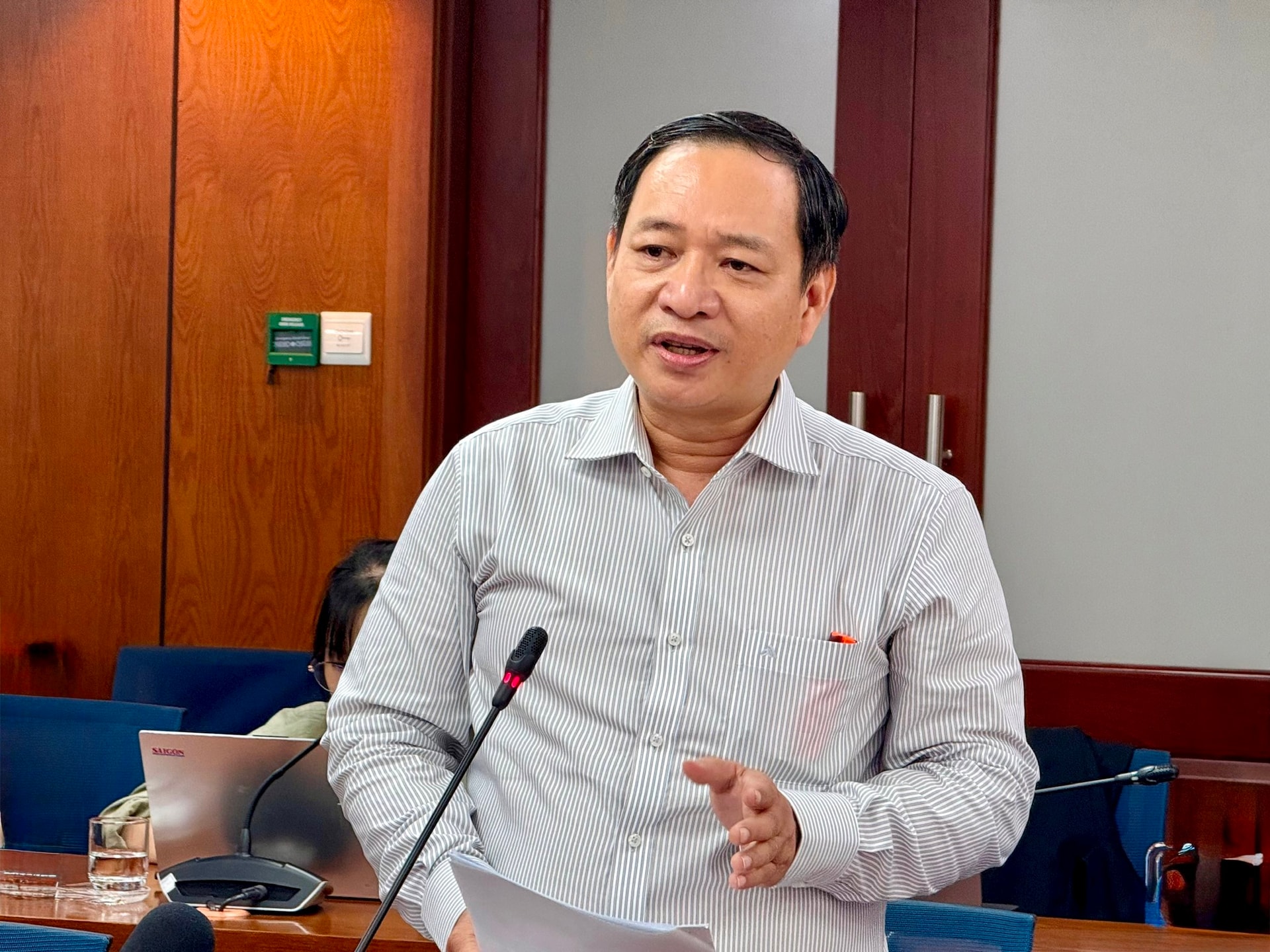 ong-do-diep-gia-hop-pho-truong-phong-bao-tri-khai-thac-cong-trinh-giao-thong-so-xay-dung-tp.hcm.jpg