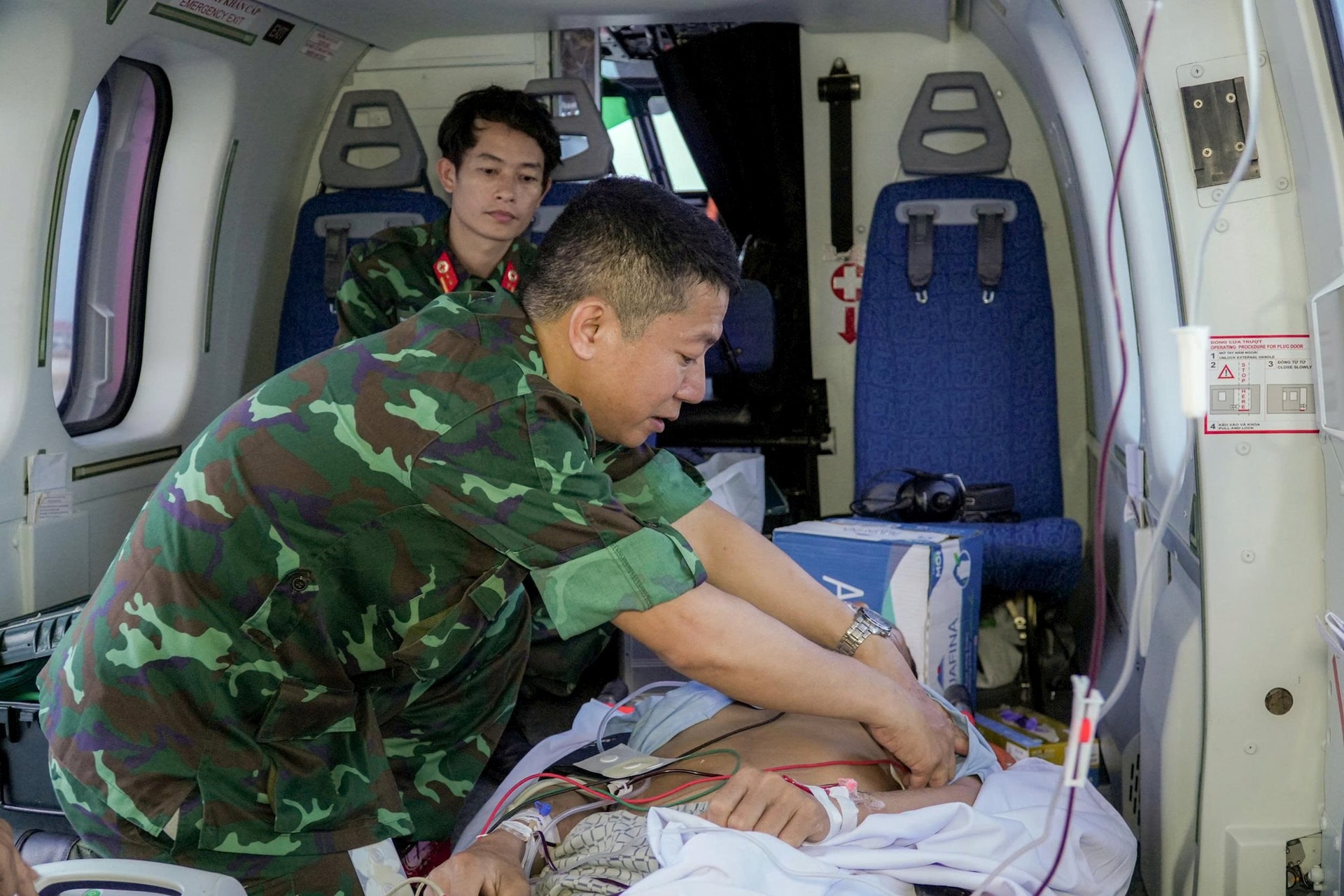 cap-cuu-hang-khong-1.jpg