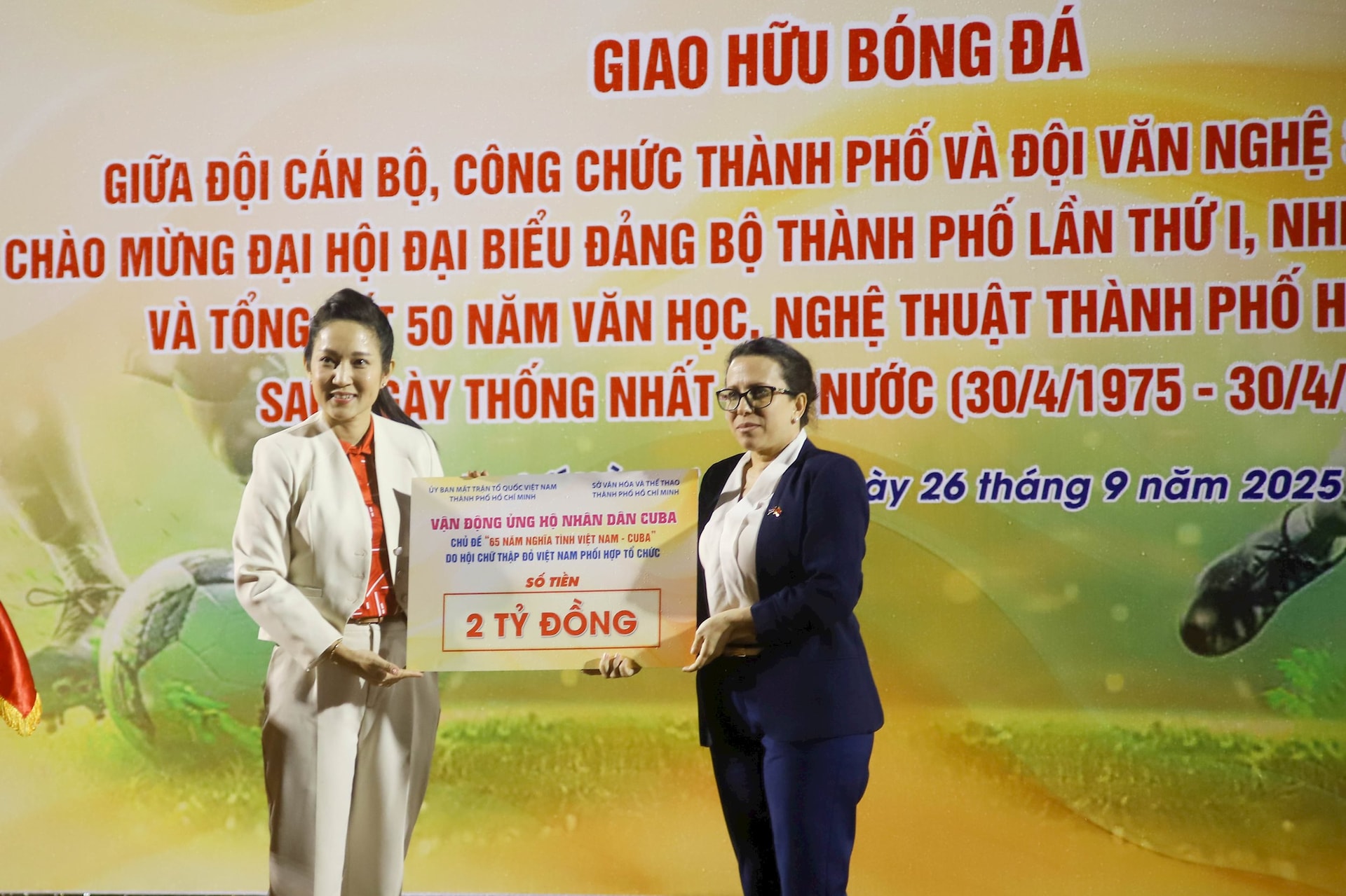 giao-luu-bong-da-1.jpg
