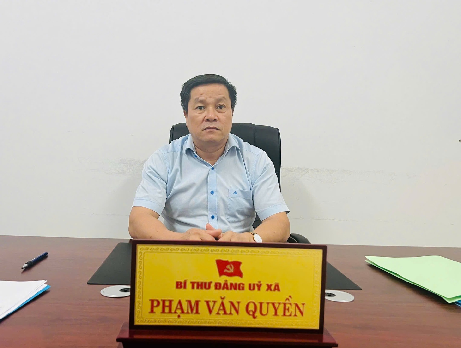 ong-pham-van-quyen-bi-thu-dang-uy-xa-nghia-thanh-tp.hcm.jpg