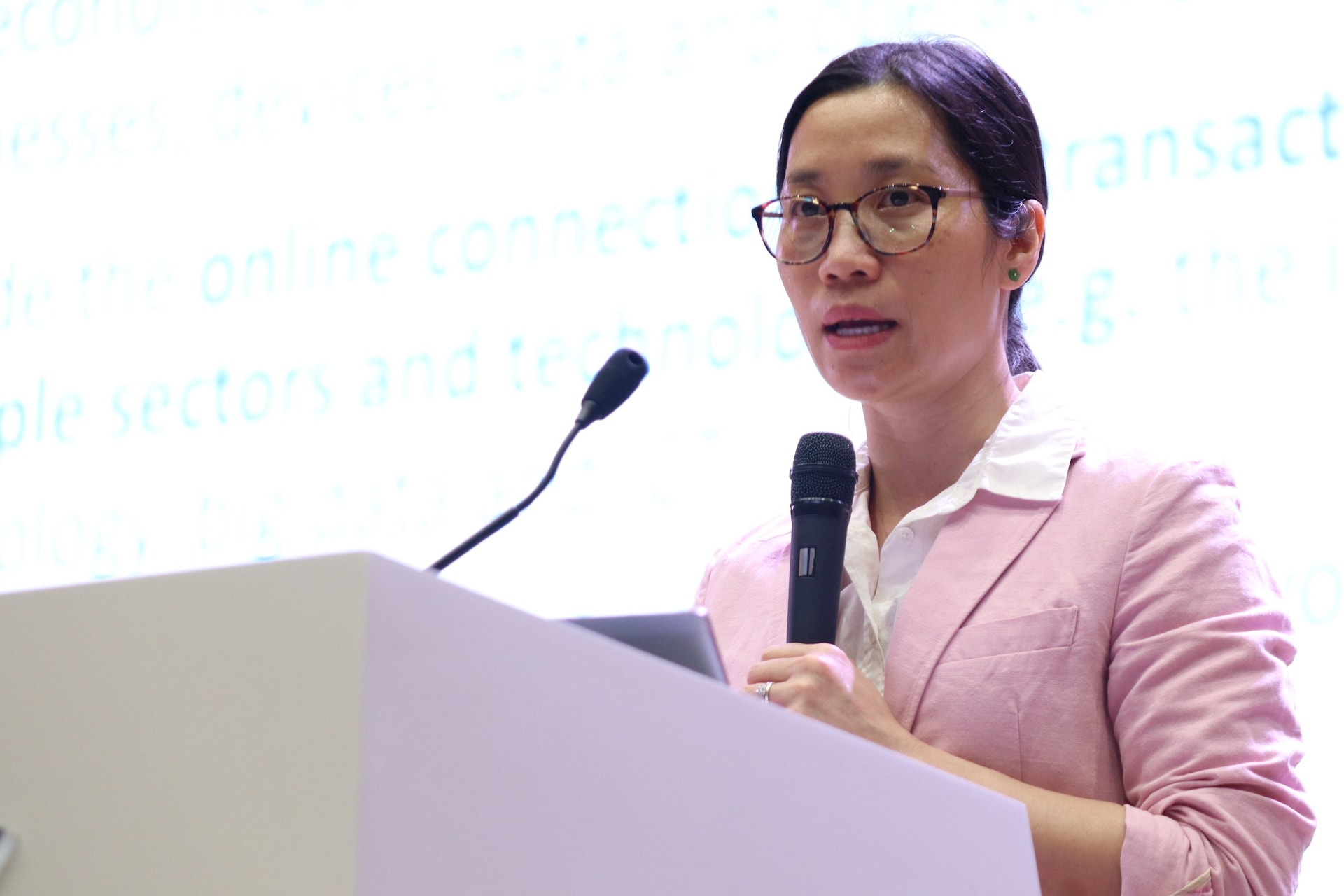 trieu-van-hau.jpg