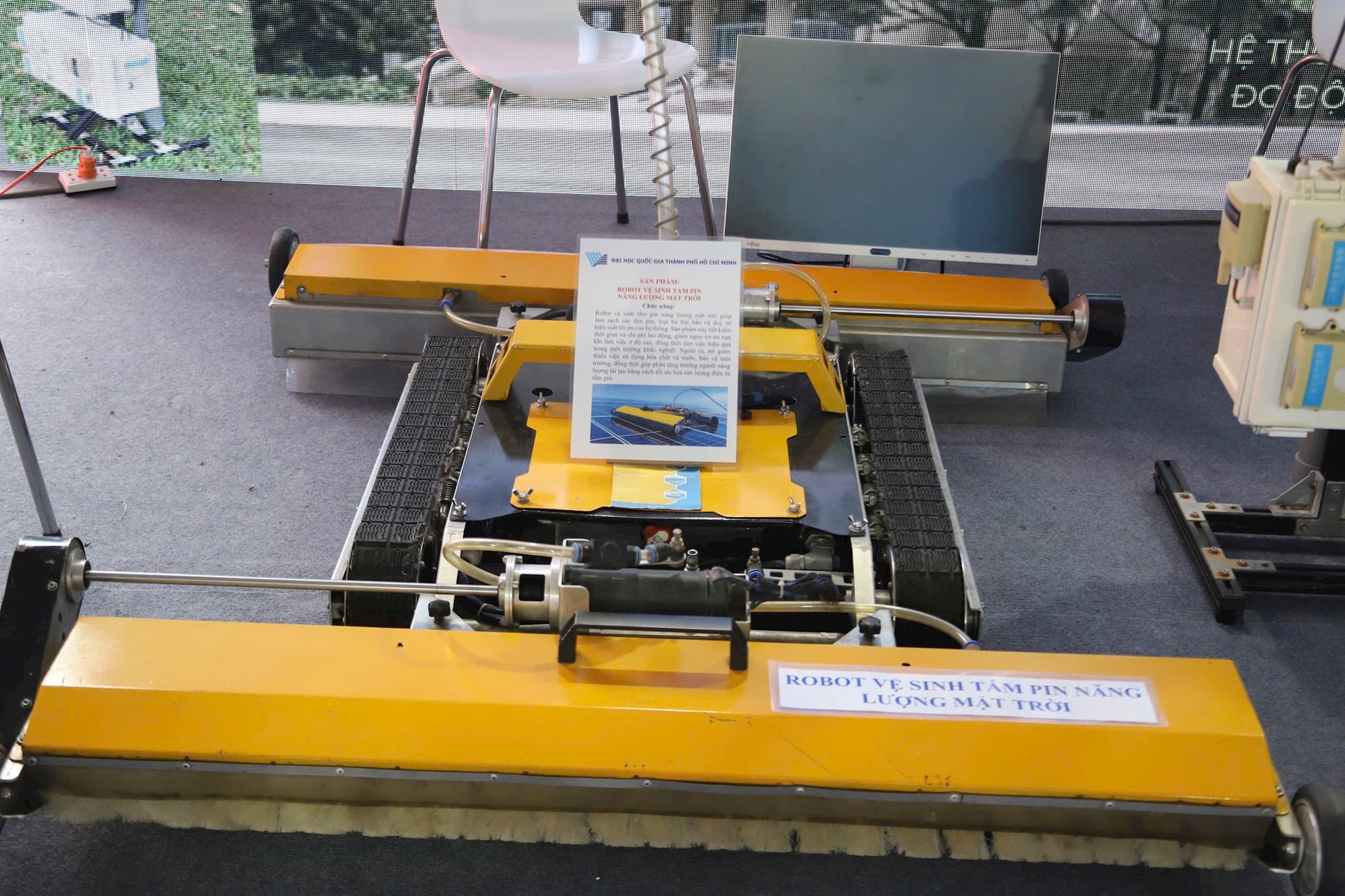 robot-ve-sinh.jpg