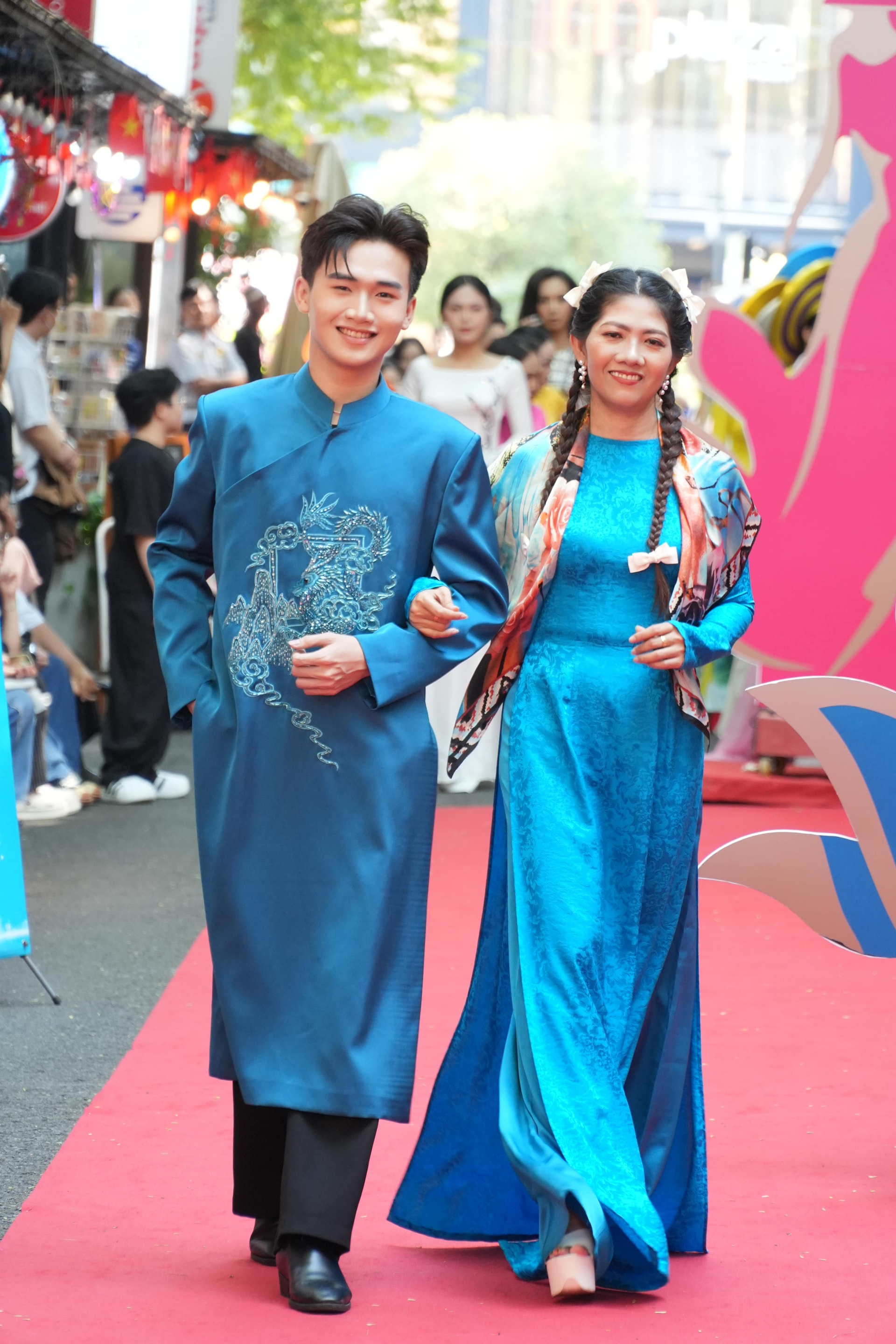 dsc06194-min.jpg
