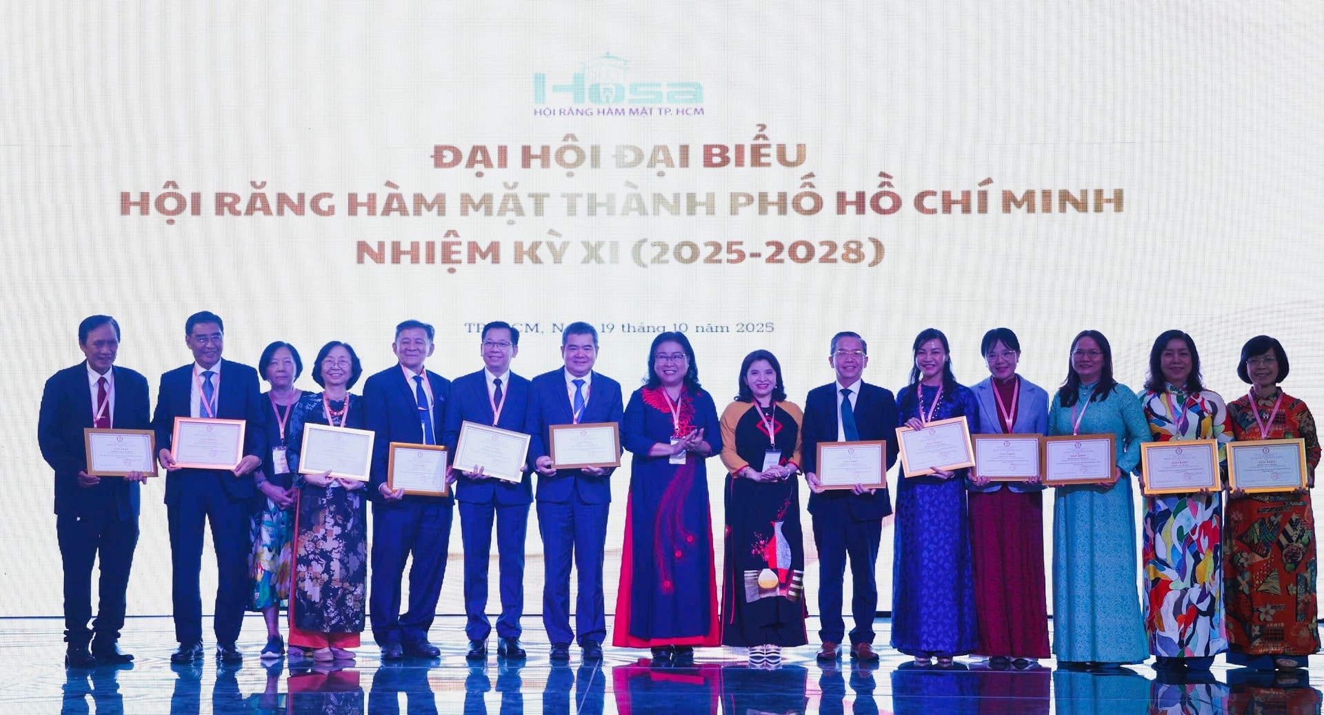 dai-hoi-dai-bieu-rmh.jpg